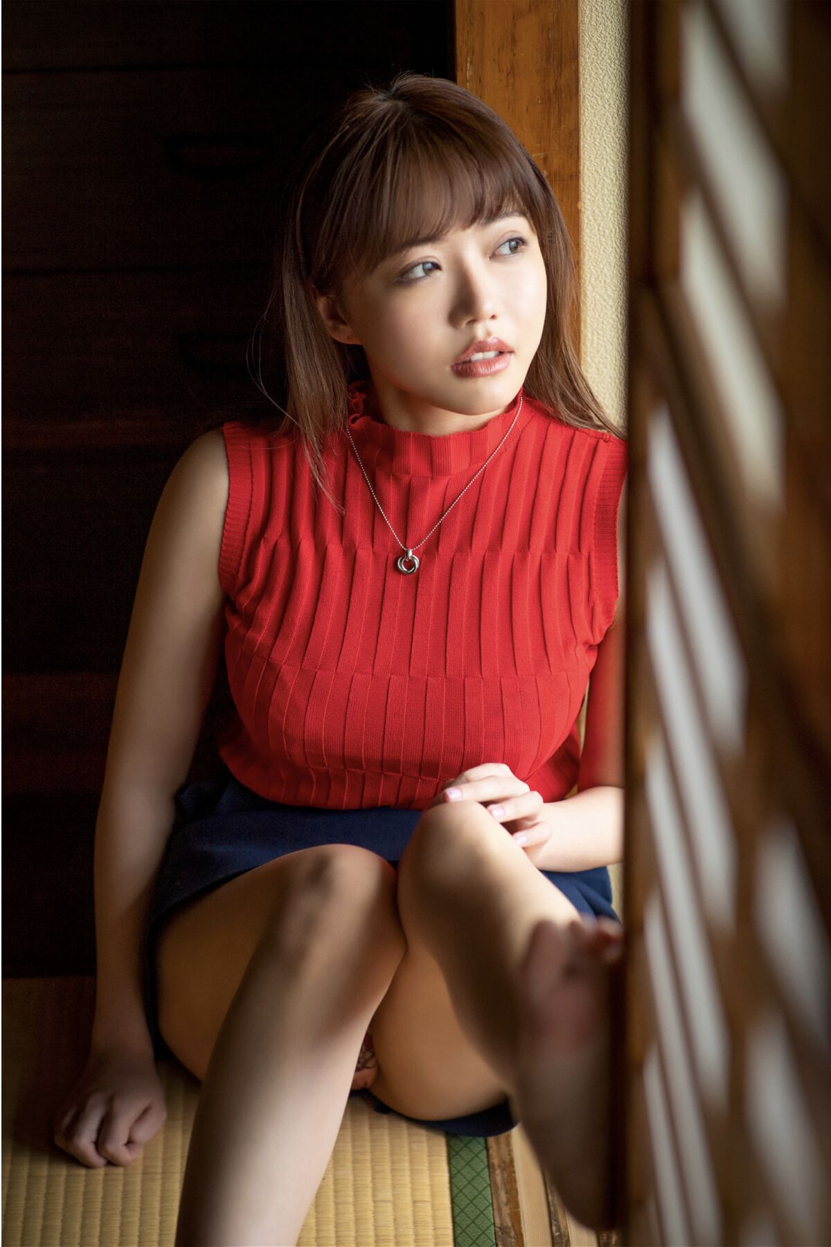JP Reona Tomiyasu 冨安れおな – 隣のお姉さん 覗き見 Part01 (52P)