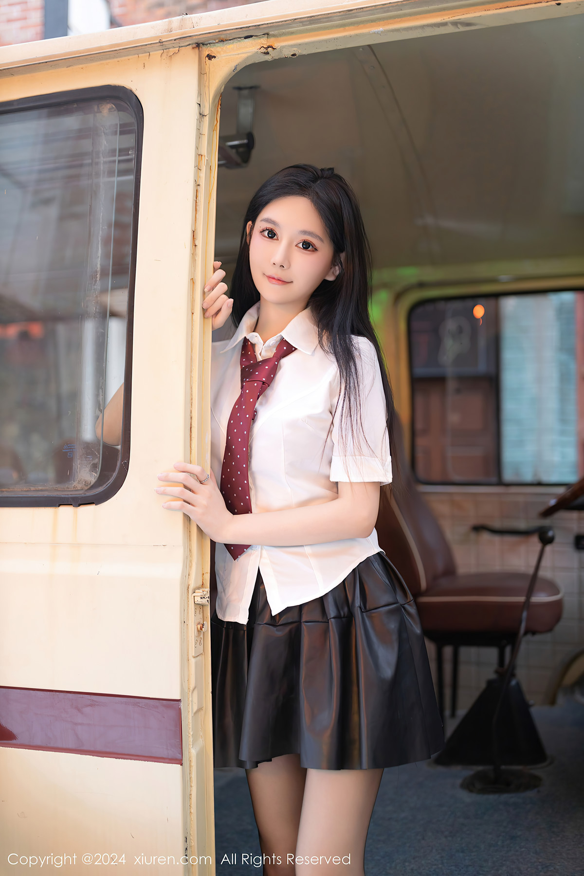XiuRen秀人网 No.7957 幼幼Yoyo(70P)