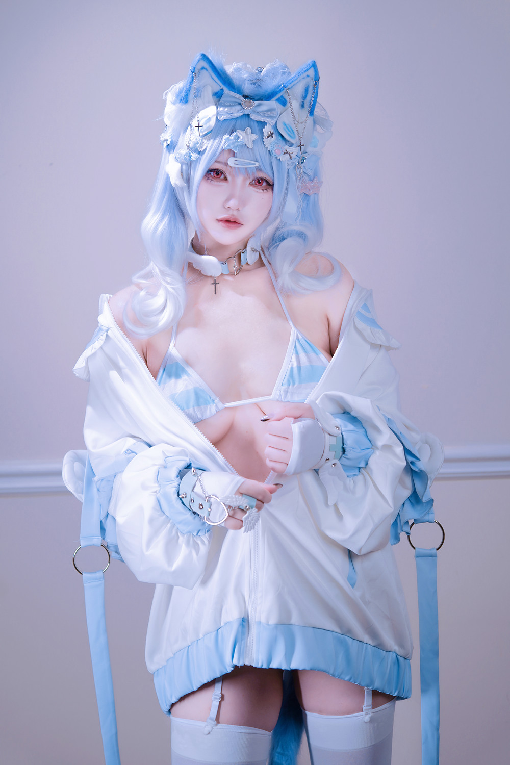 Cosplay 狐洛洛子 – 水色猫猫头(41P)