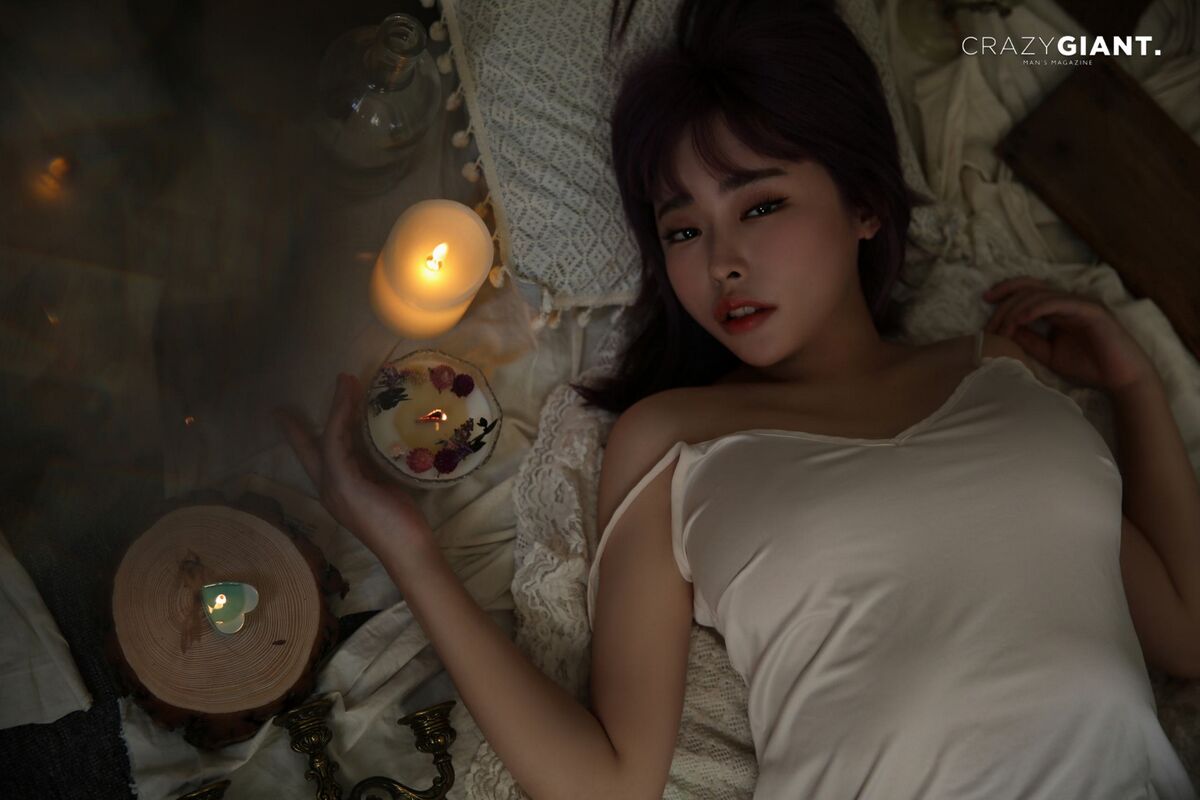 CRAZYGIANT Hanere – Sexy Photobook (55P)