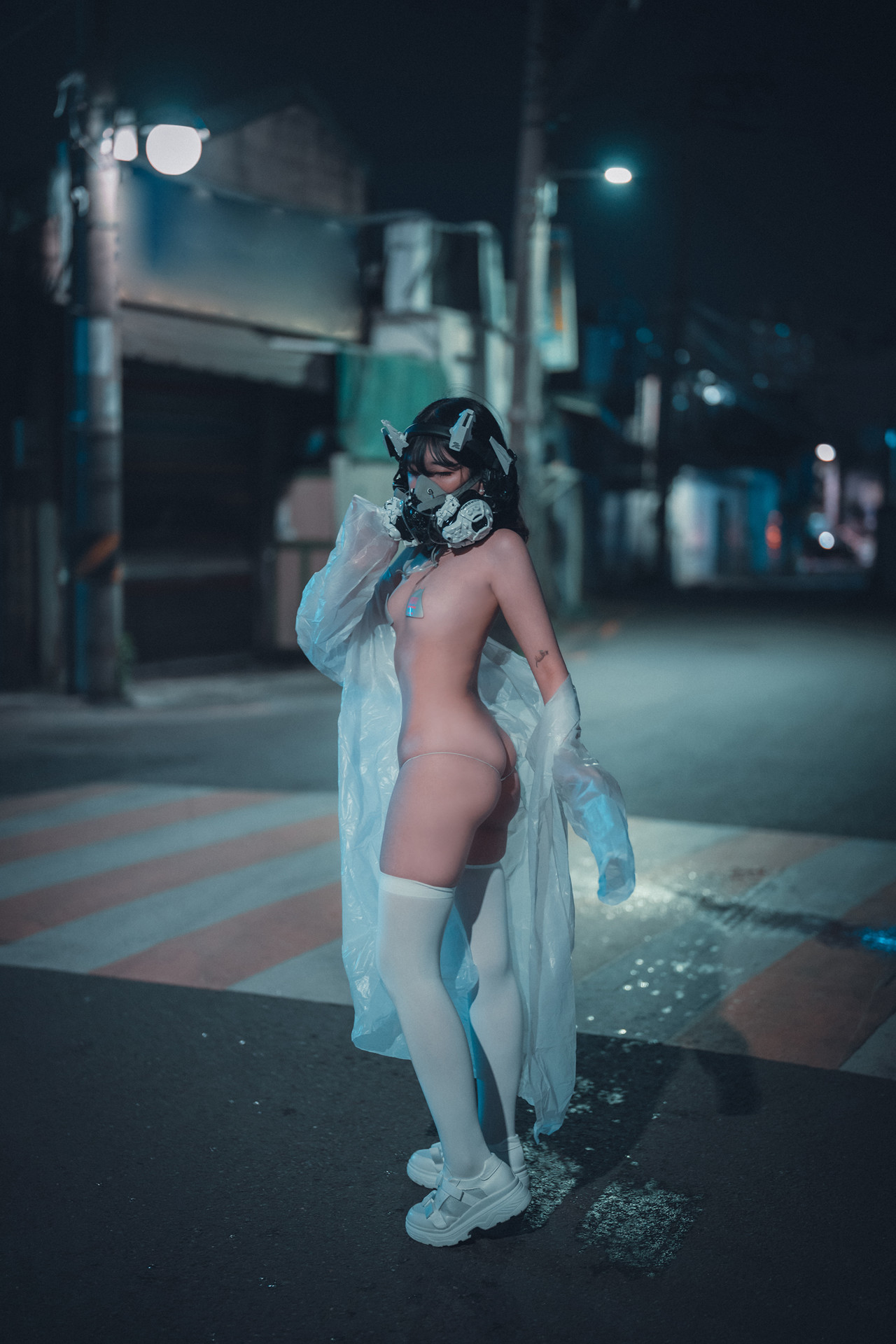 Sonson 손손, DJAWA ‘Masked-girl in raincoat’ Set.01(50P)