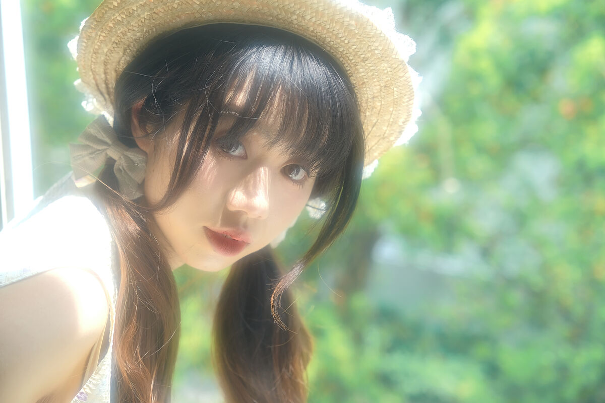 YiTuYu艺图语 Vol.8300 祝勺子 (24P)