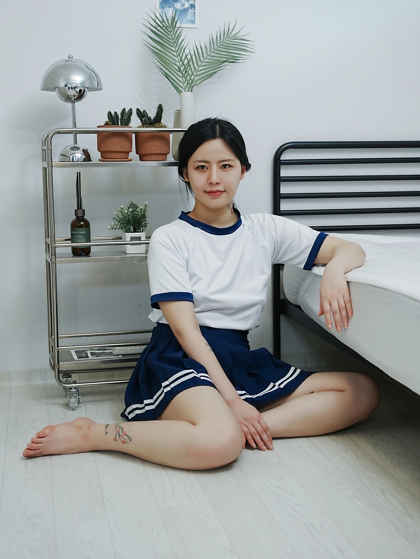 Choi Ri 최리, Photobook Vol.01 「Bloomers」 Set.01