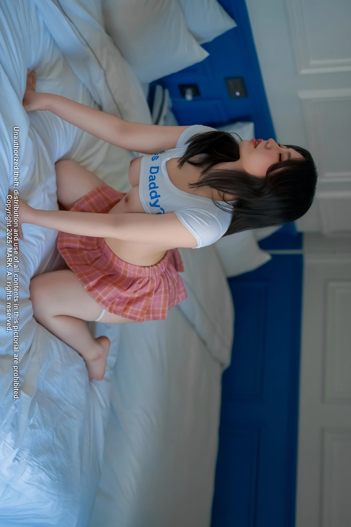 Jenn 젠, MARK Photobook 「Excitement in Wet Bath」 Set.01