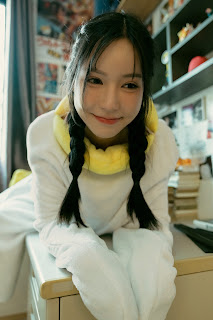 SiS Magazine P2