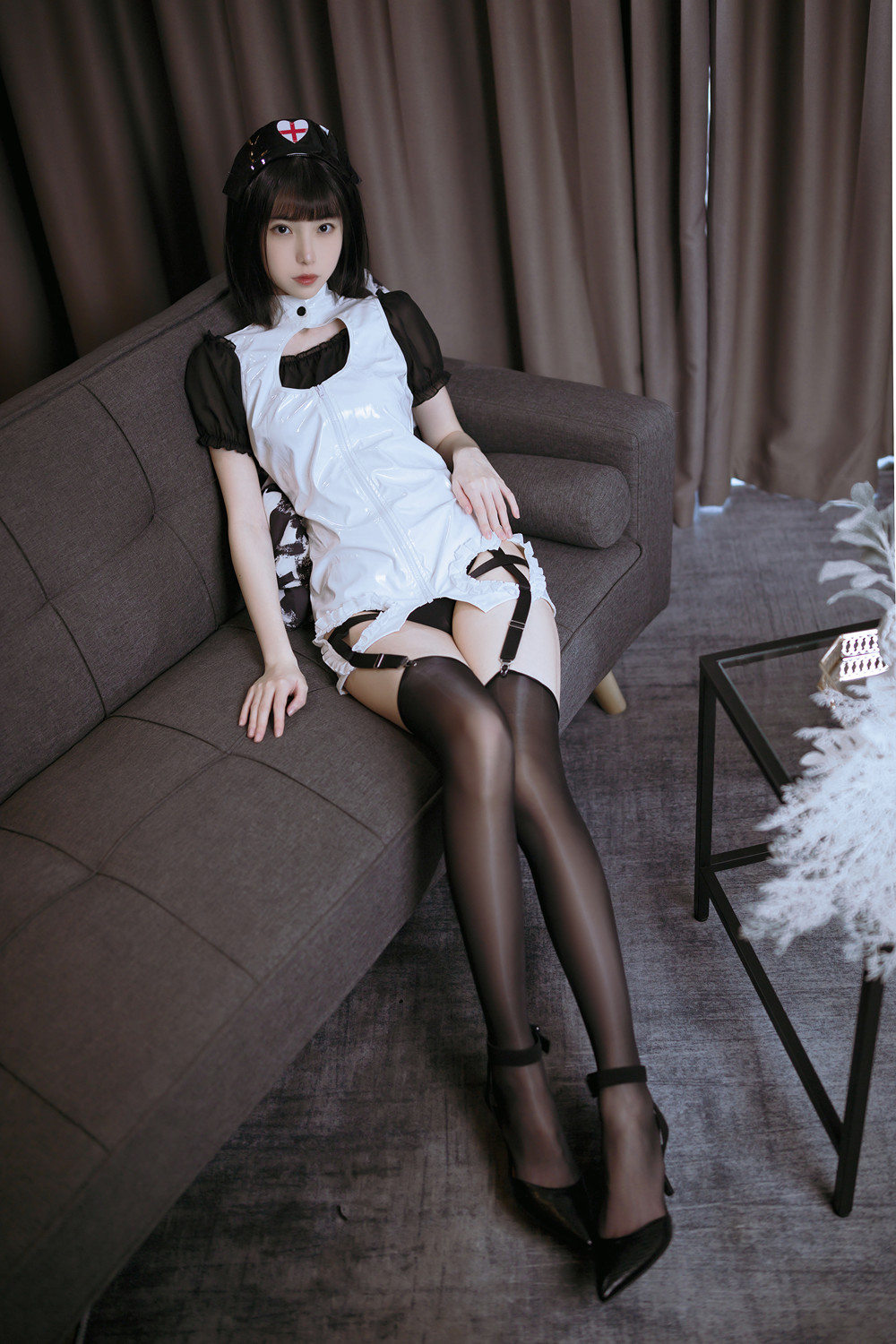 Cosplay 许岚LAN – 黑色丝袜护士