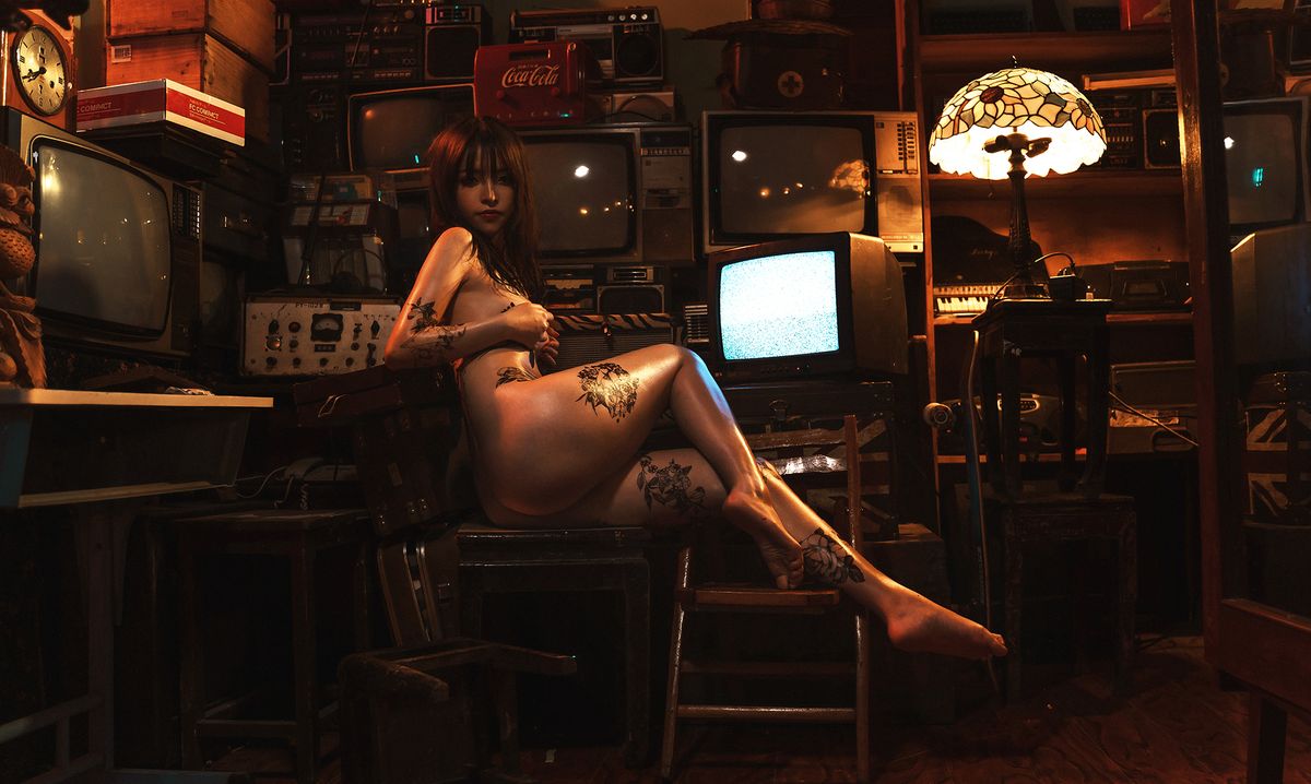 Coser@草莓味奈奈兔 – 古玩店玩偶 (47P – 1V)