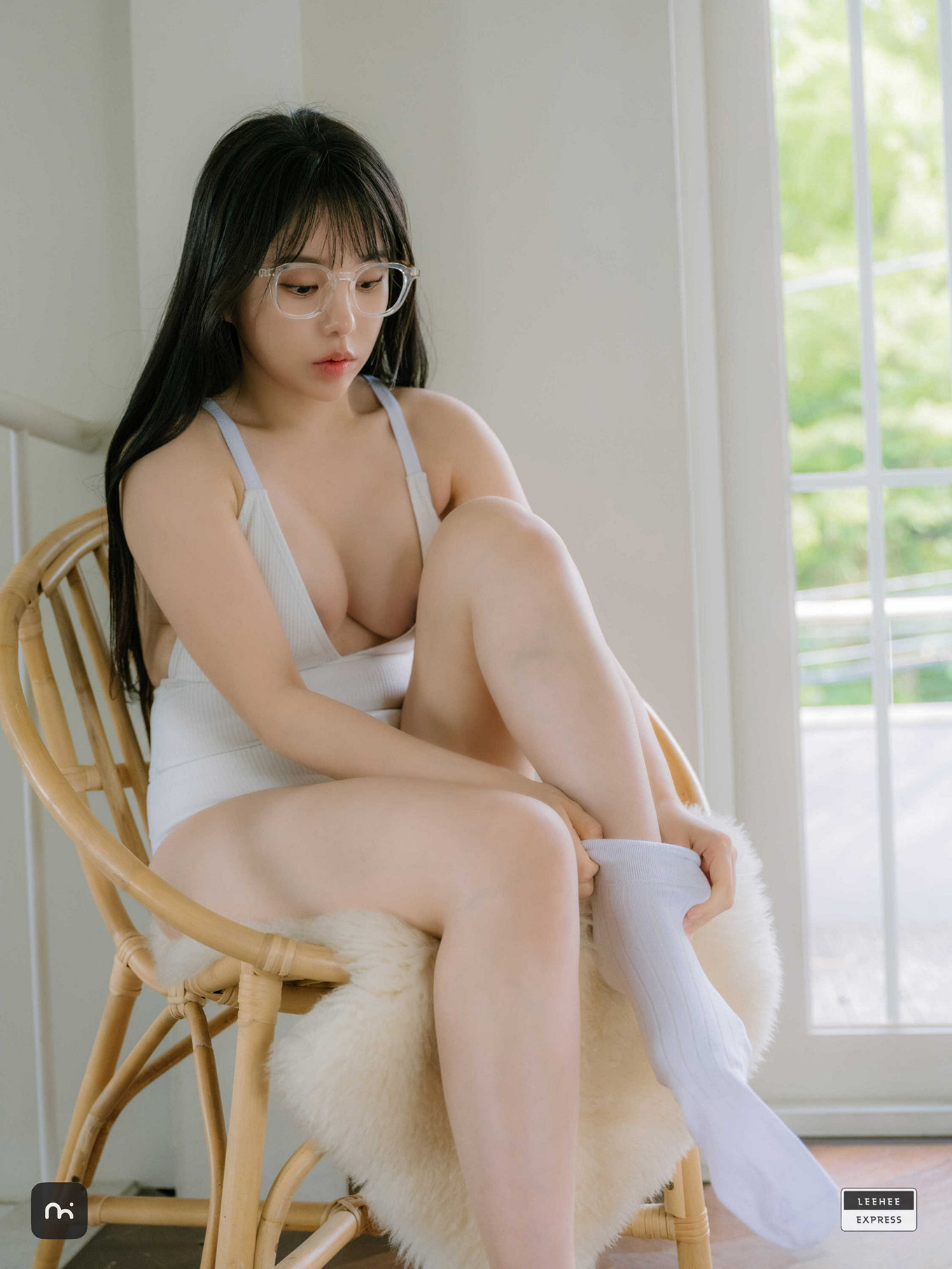 Yuri 유리, LEEHEE EXPRESS LEFM-038 Set.02(32P)