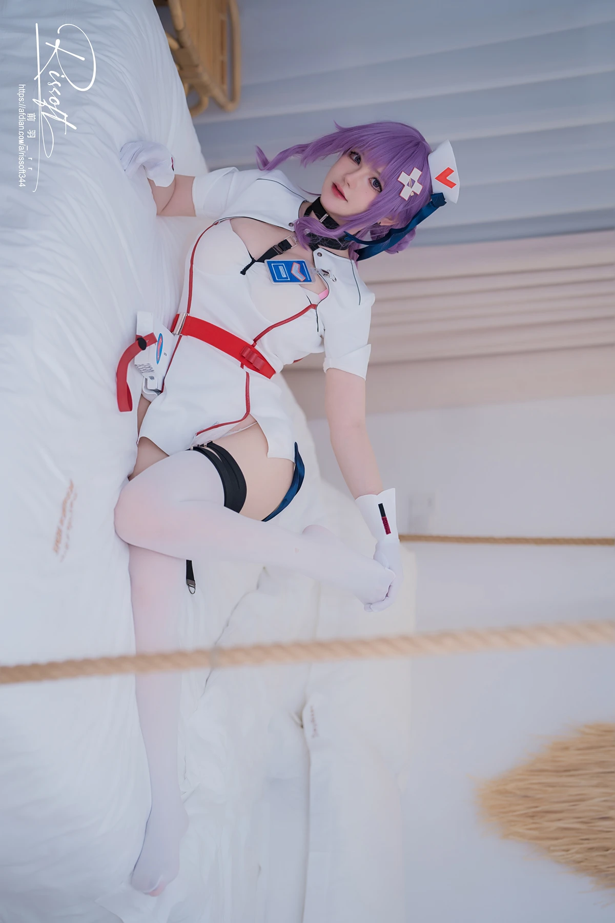 Cosplay 前羽_rr – スノウブレイク：禁域降臨 医師