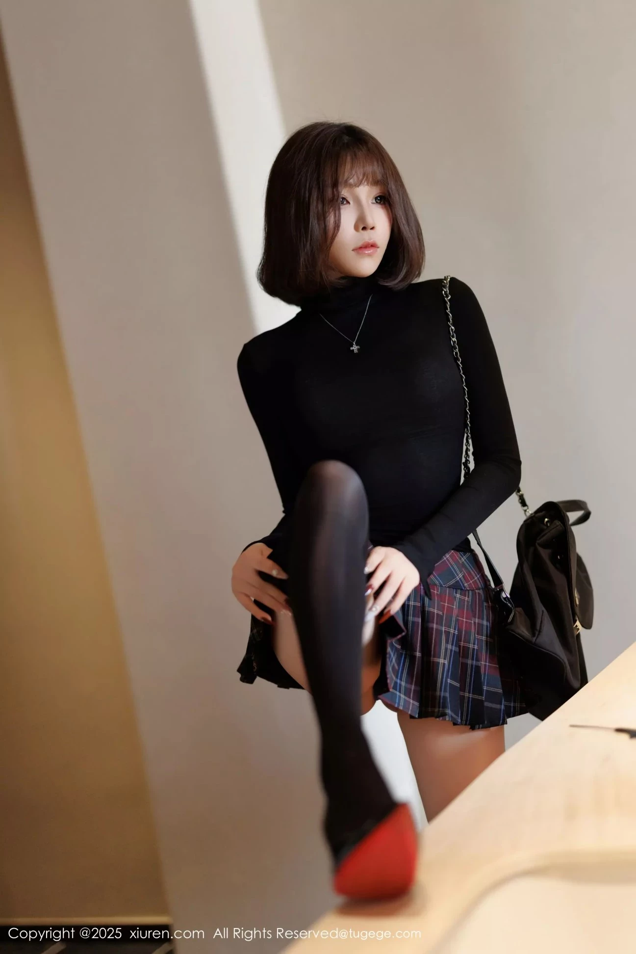 [XIUREN秀人網]2025.02.27 Vol.9944 徐莉芝Booty 完整版無水印寫真[85P]