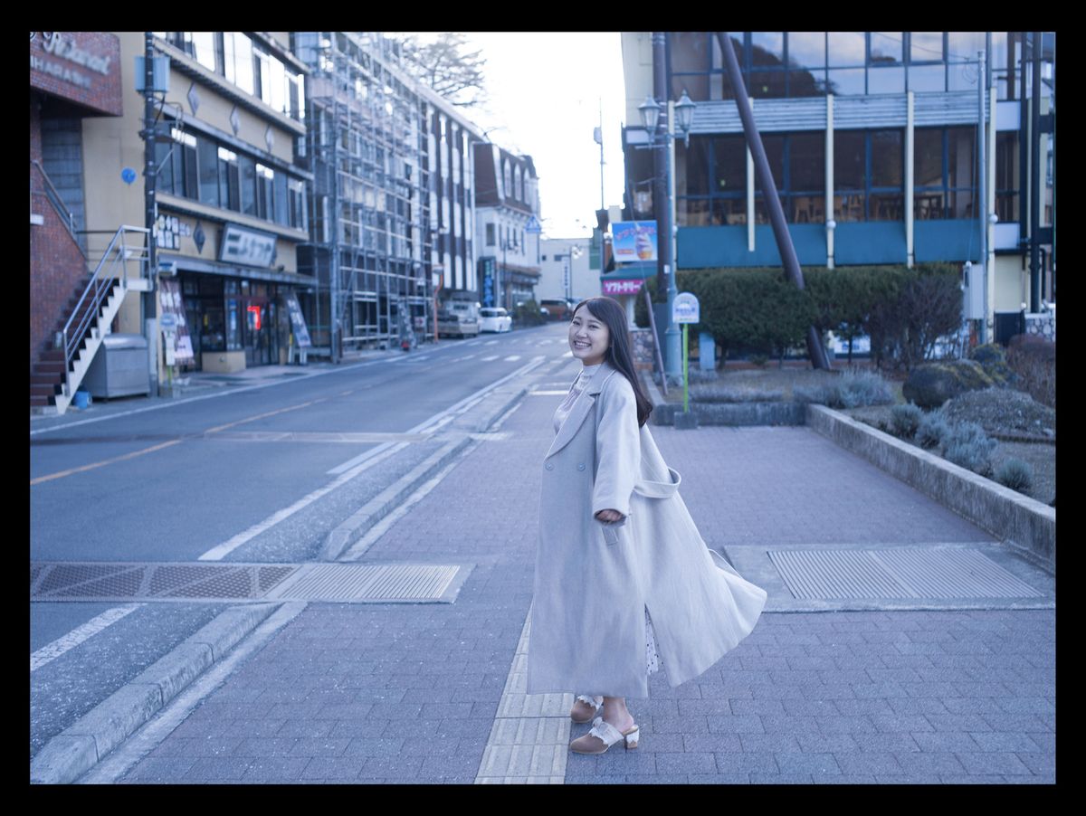 JP Himesaki Hana 姫咲はな – 光の差す方角へ (84P)