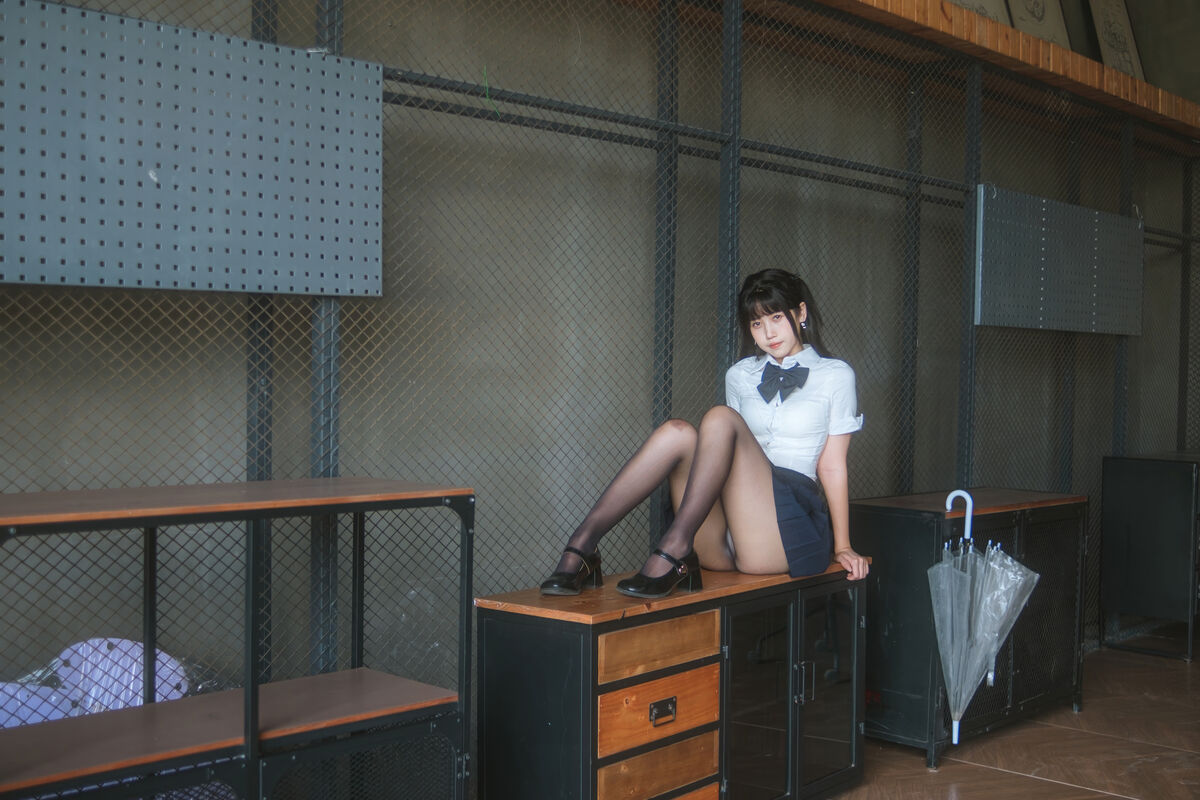 Coser@不呆猫 – JK学妹户外 (60P)