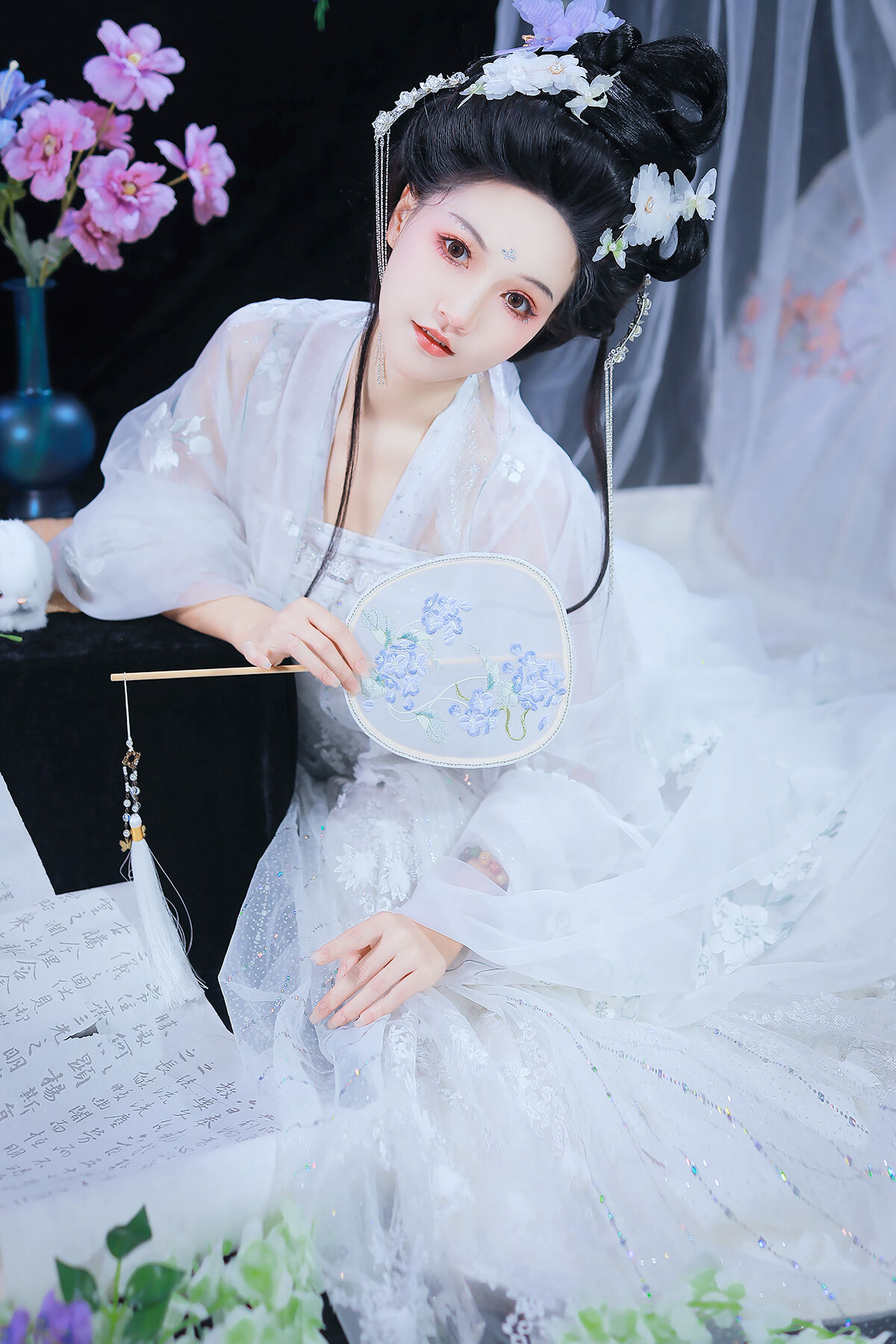 YiTuYu艺图语 Vol.8404 焚香小也 (23P)
