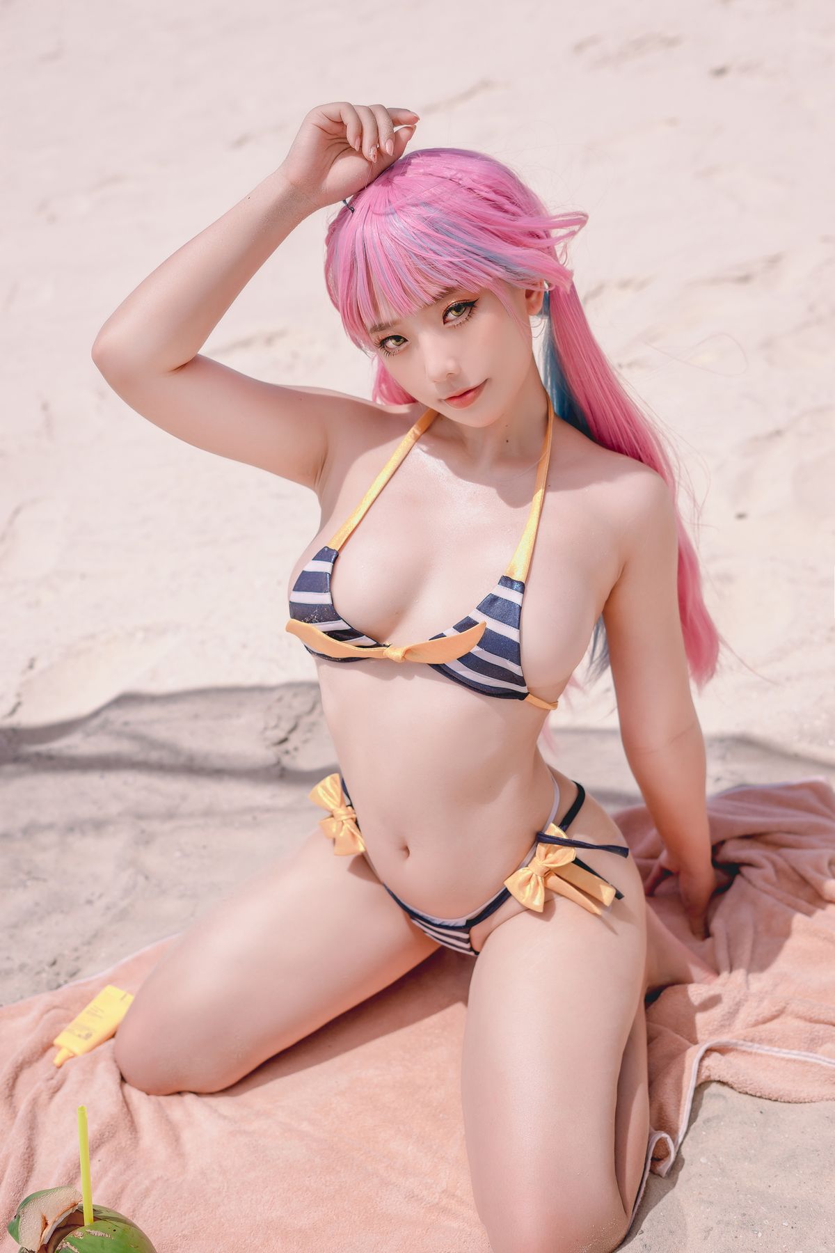 Coser@Messie Huang – Aqua Bikini (35P)