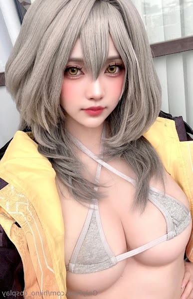 Coser@Hiino雪月 星
