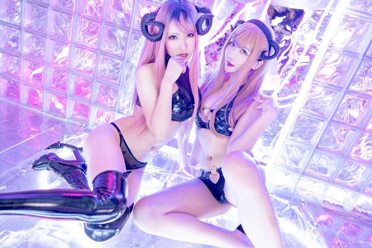 Coser@源纱希喵喵喵 And 镜子 – 魅魔双人 (29P)