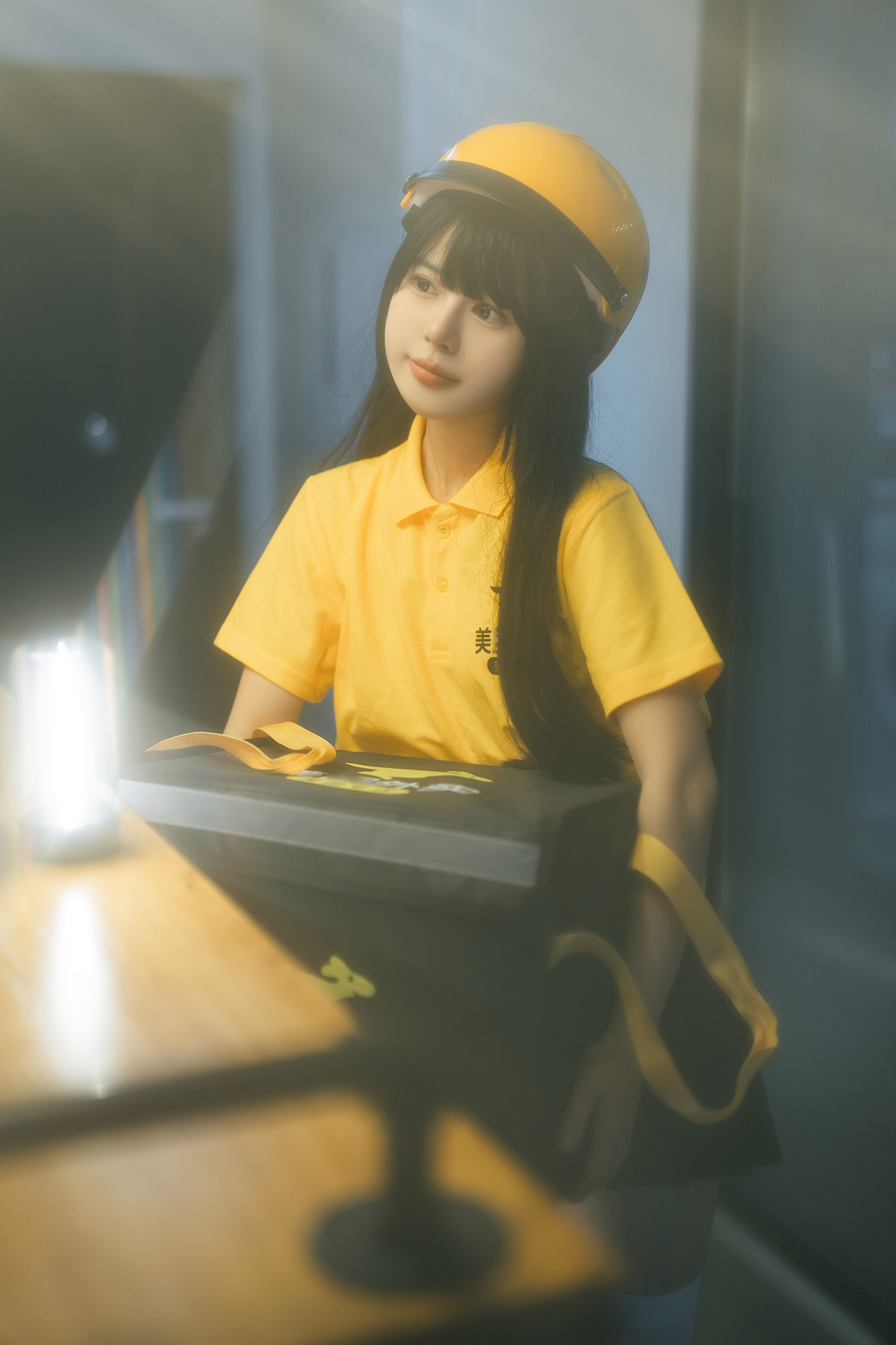 Cosplay Rua阮阮 外卖员 Delivery Girl(54P)