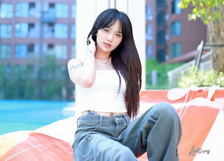 SiS Magazine P4