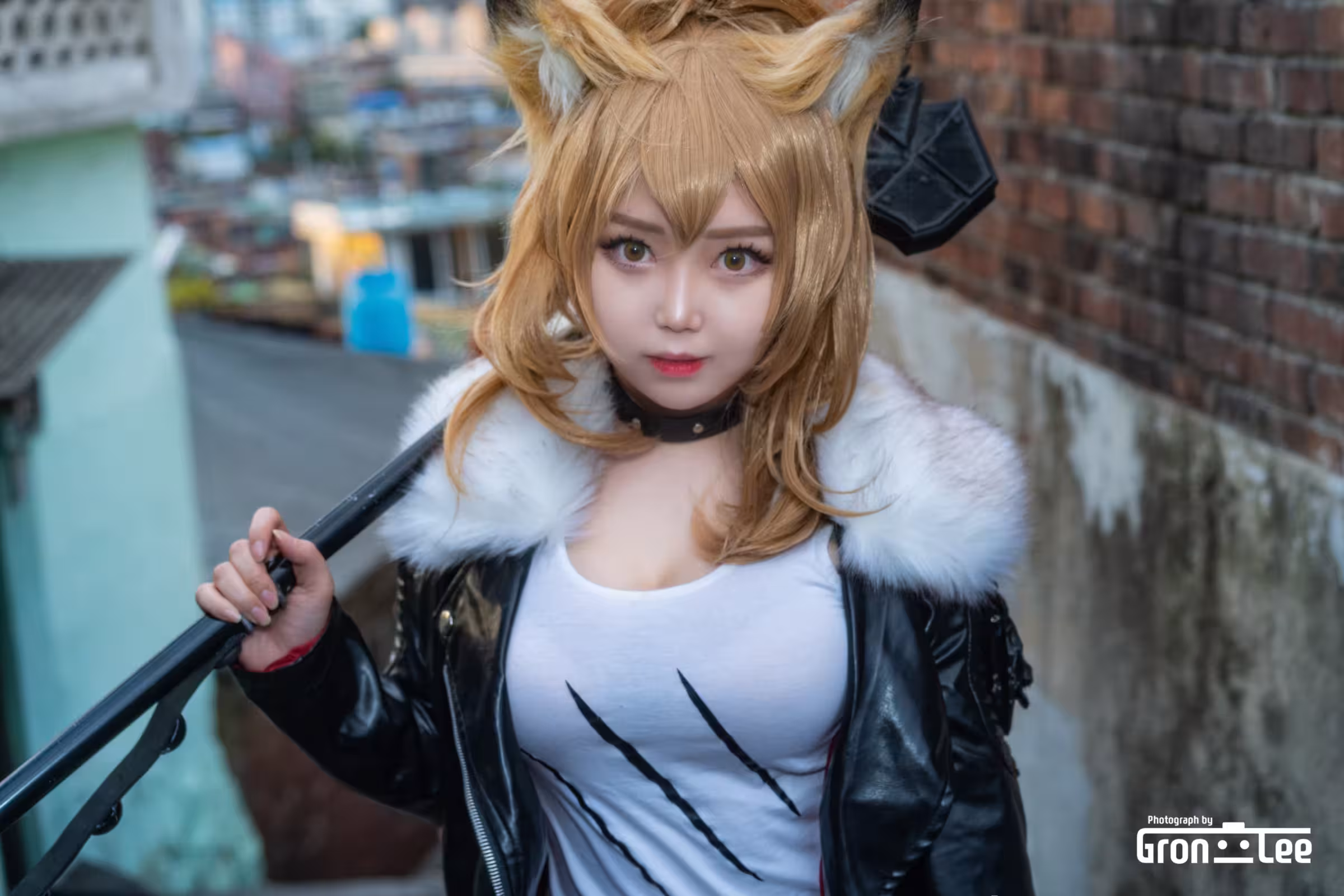 Euna __- 33（22p）
