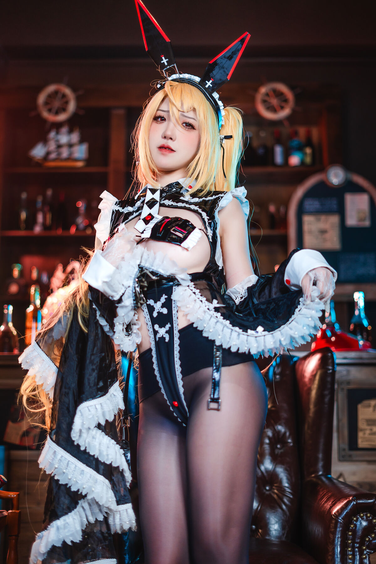 Coser@阿薰kaOri – 咎瓦尤斯 (72P – 4V)
