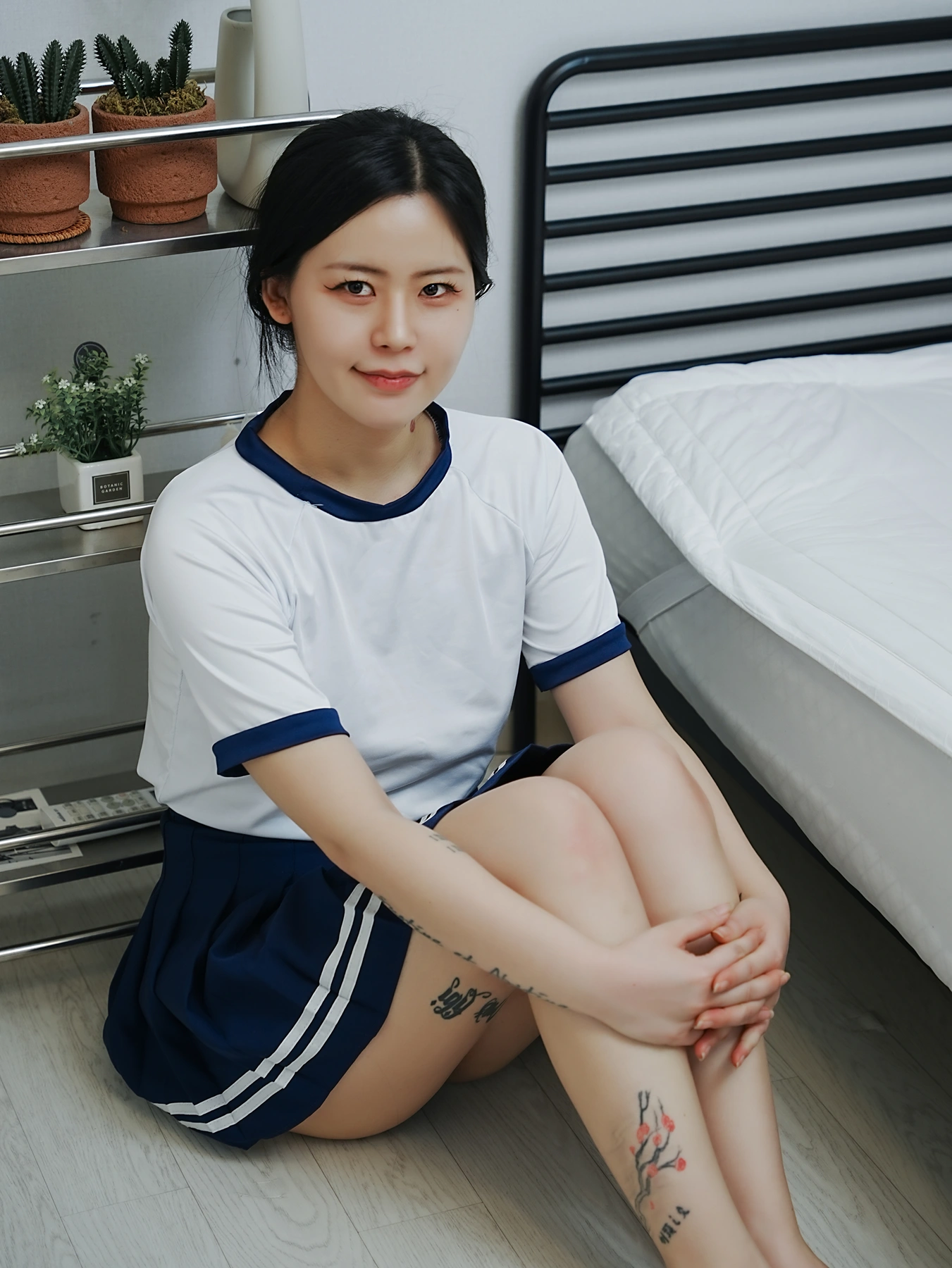 Choi Ri 최리, Photobook Vol.01 「Bloomers」 Set.01