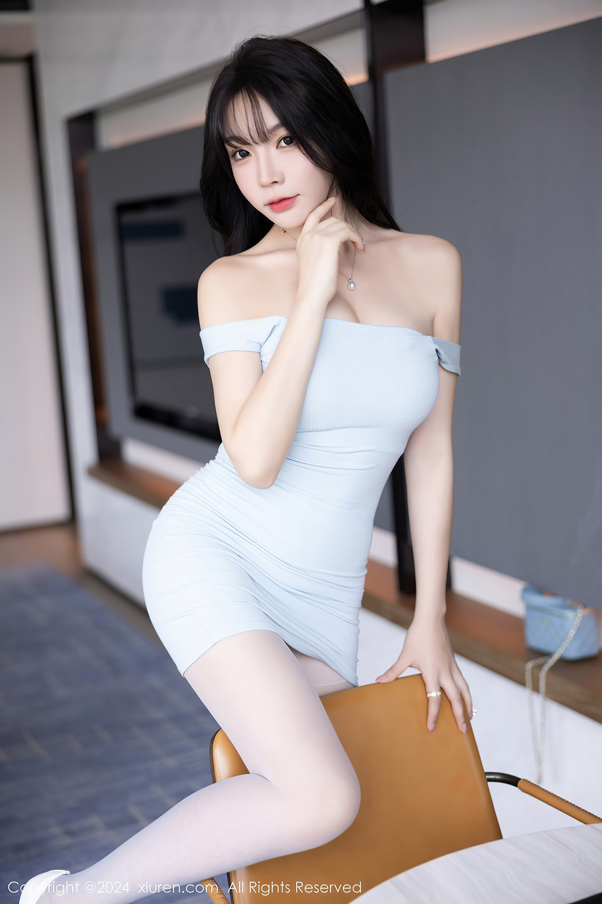 XiuRen秀人网 No.7976 徐莉芝Booty(70P)