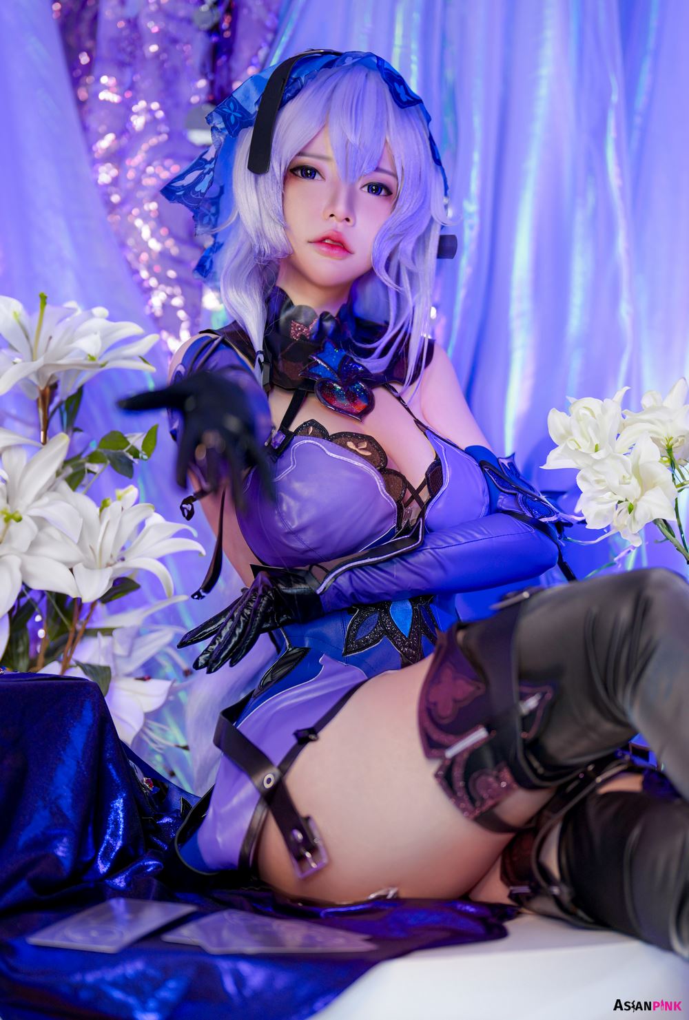 Coser @Potato Godzilla – Black Swan Cosplay (Honkai Star Rail)