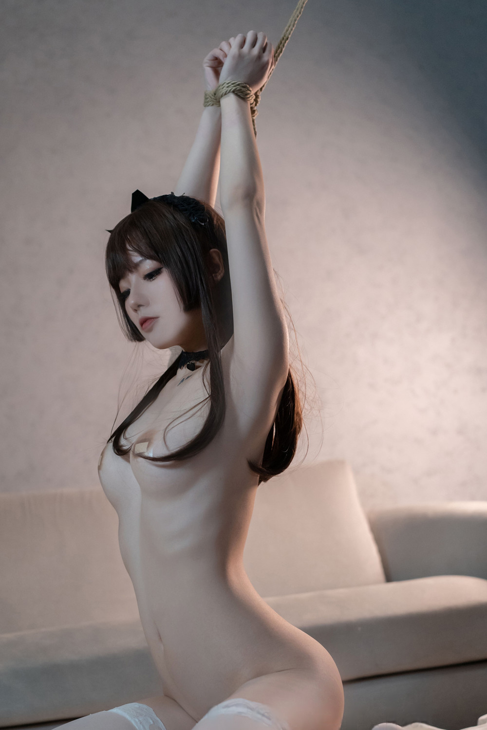 Cosplay 桃良阿宅 – 黑白裙
