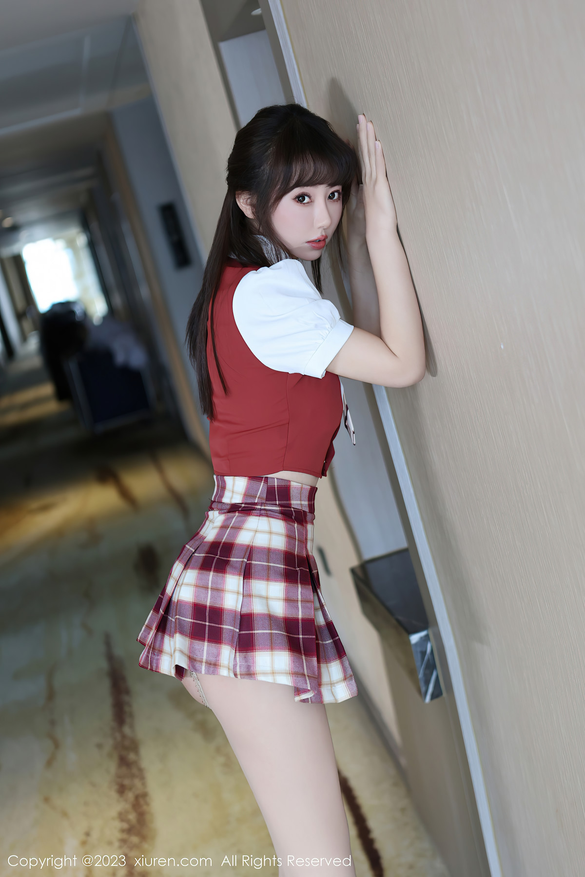 XiuRen秀人网 No.7851 金tiao(70P)