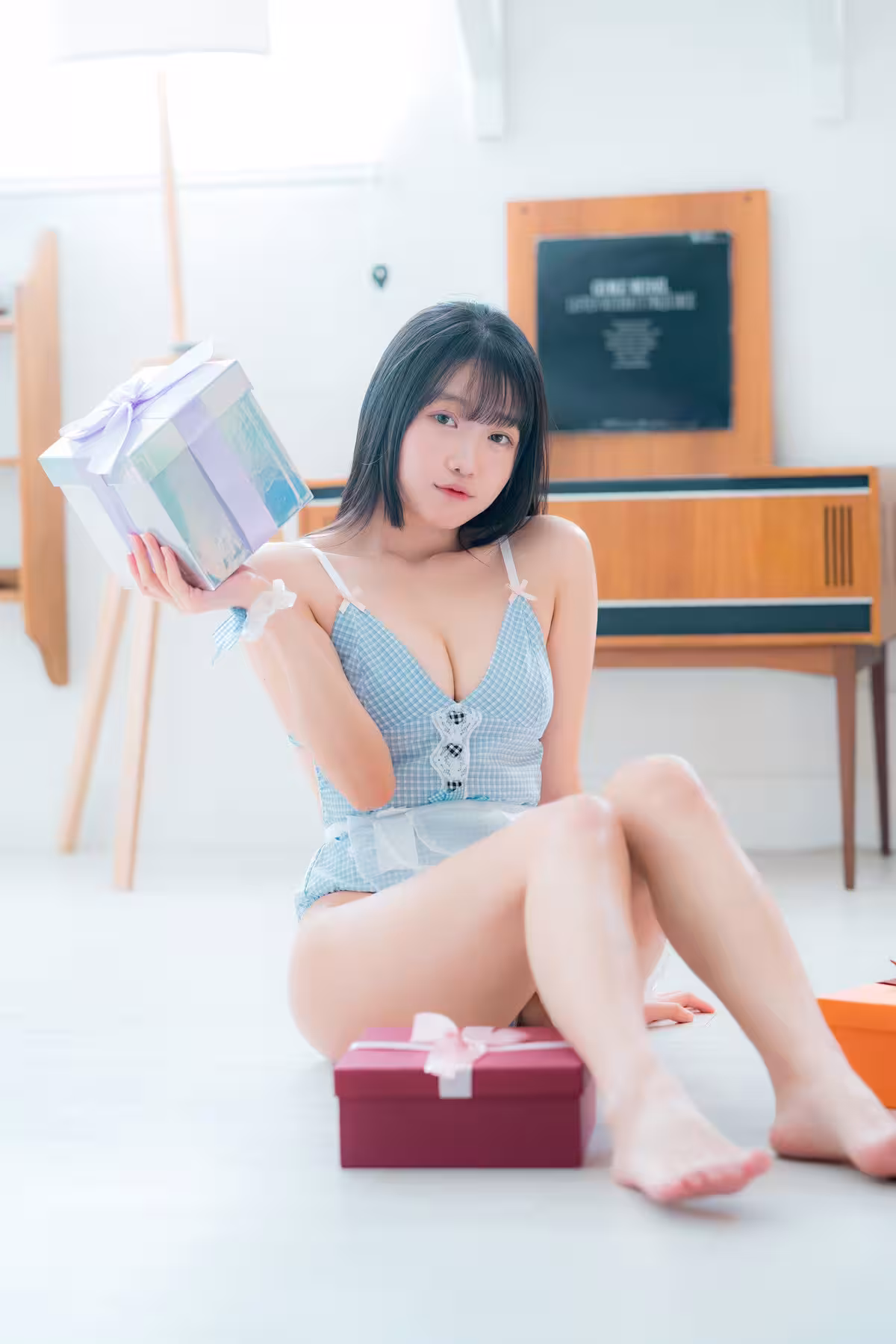 (RiRi) 鮮美肉體前凸後翹看了欲罷不能 (32P)