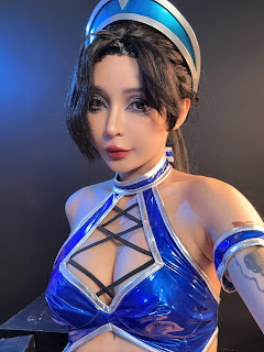 Coser@UmekoJ – Cosplay Kitana Mortal Kombat