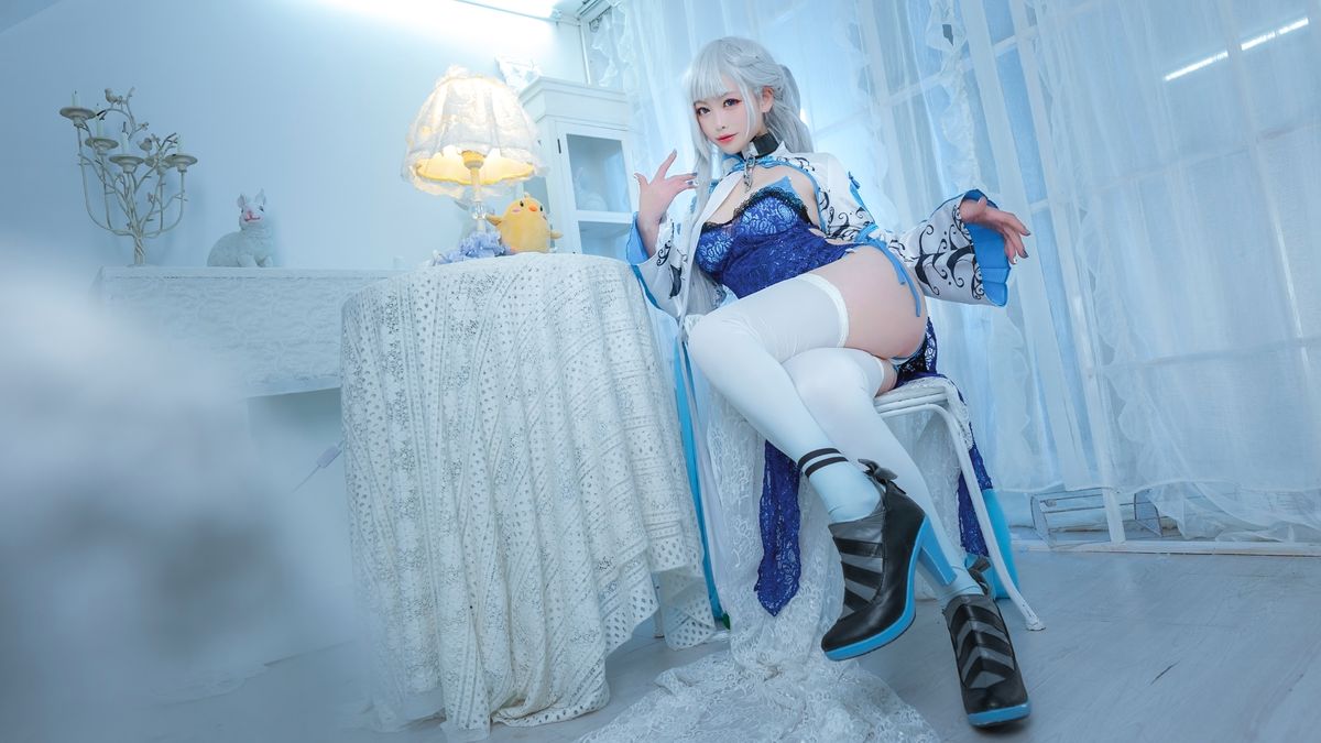 Coser@樱岛嗷一 – 贝尔法斯特旗袍 (16P)