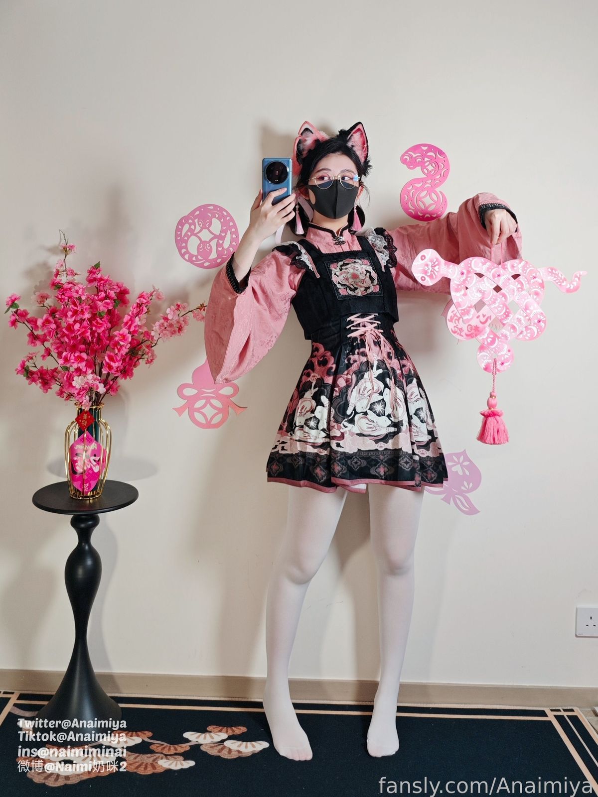 Coser@Anaimiya奶咪 – OnlyFan 2025年2月新作 春在枝头桃花已盛 (24P – 1V)