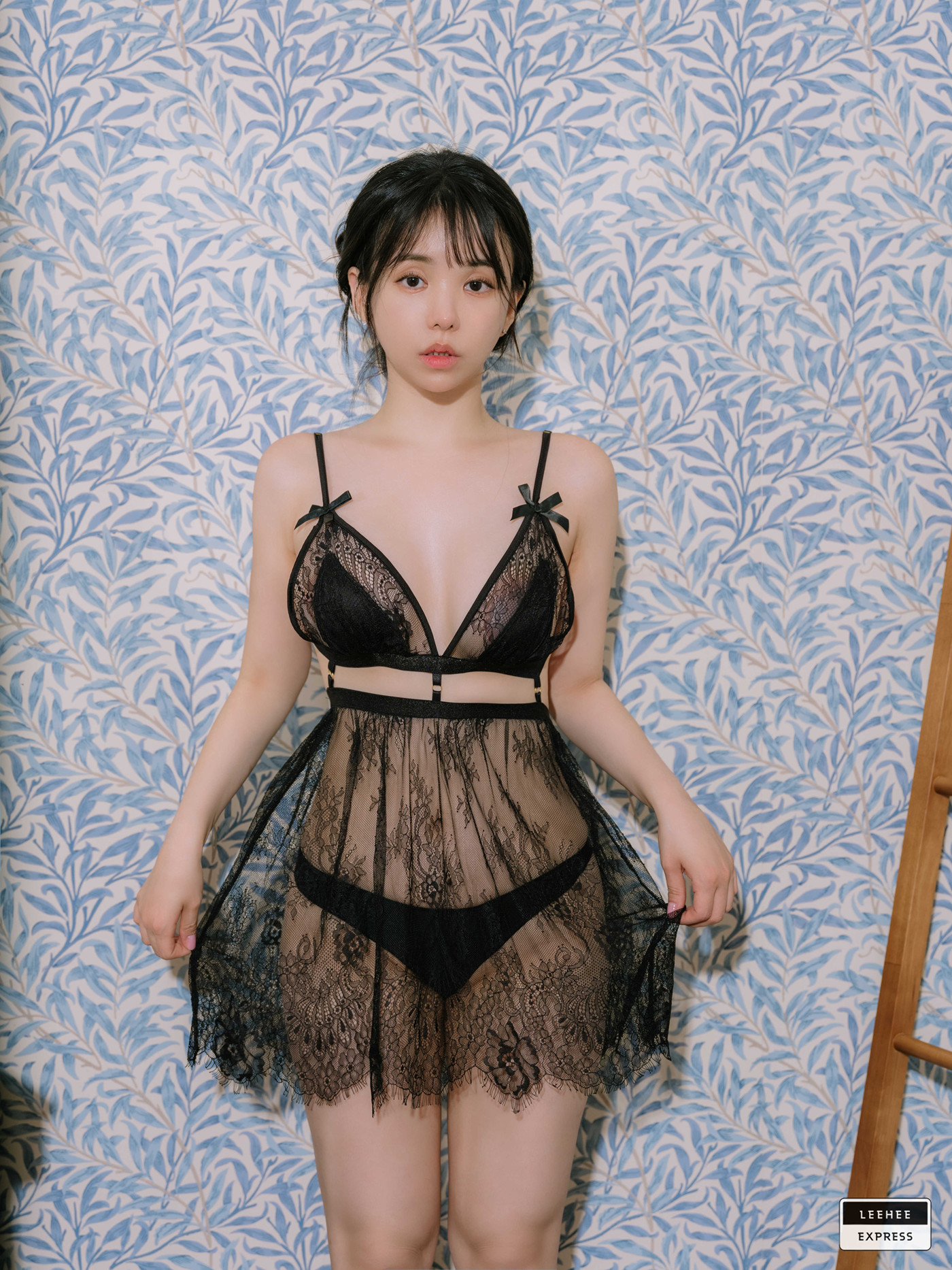 Yuri 유리, LEEHEE EXPRESS LEBE-161 Set.02(32P)