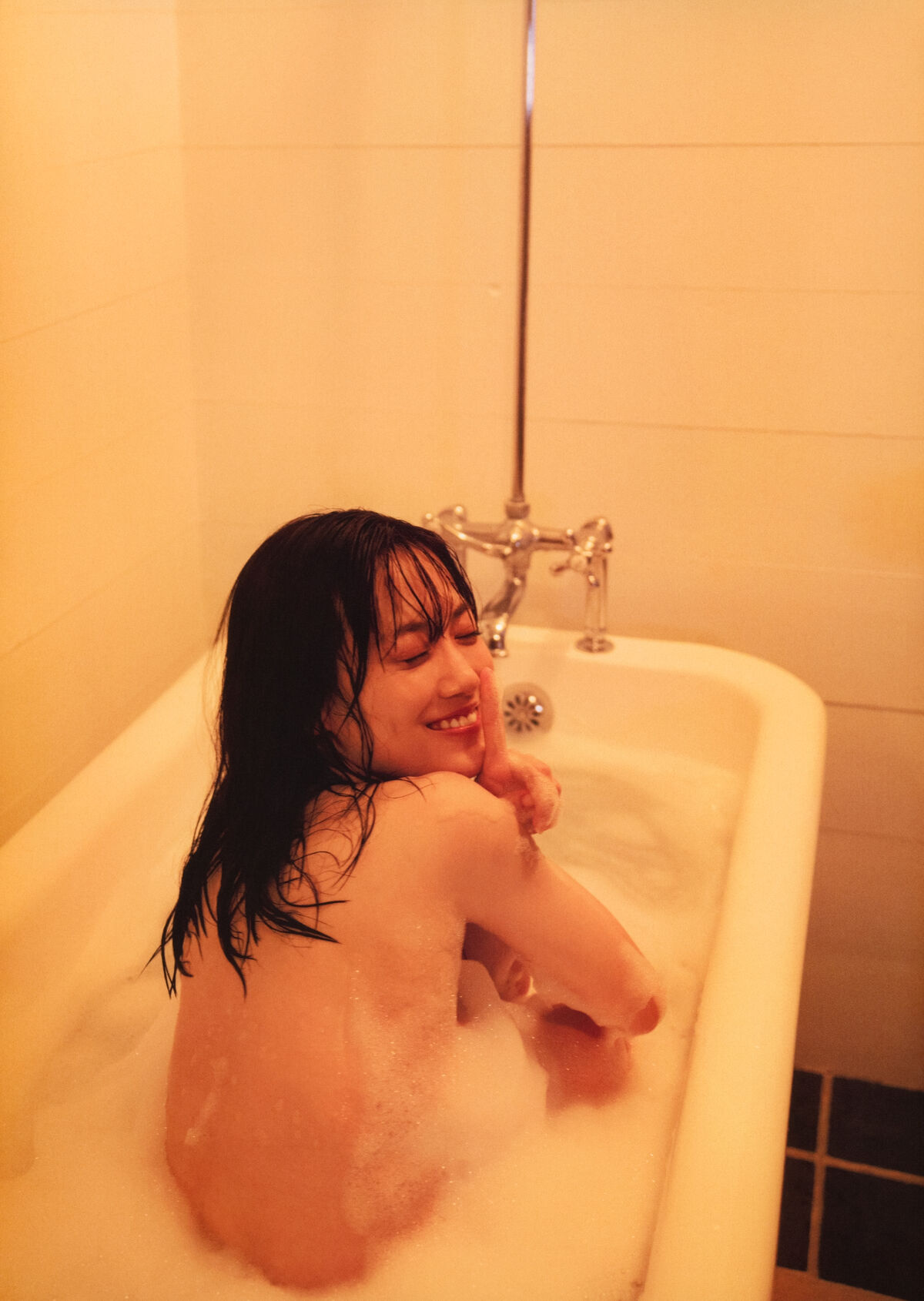 JP Mizuki Yamashita 山下美月 – 乃木坂46 – 2nd写真集 ヒロイン Part02 (72P)