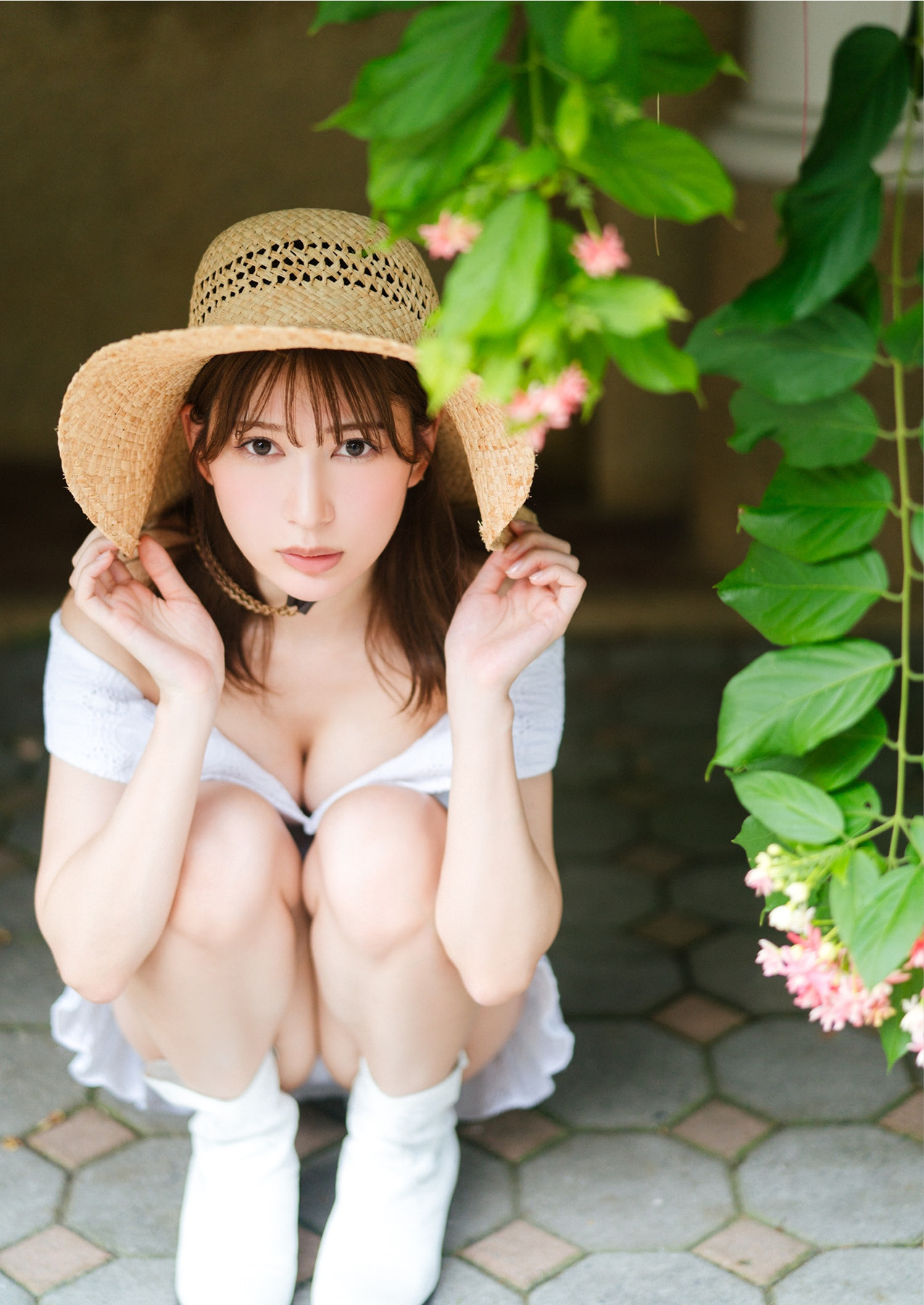 Risa Yukihira 雪平莉左, 写真集 「キミが微笑めば…世界が微笑む！！」 Set.02