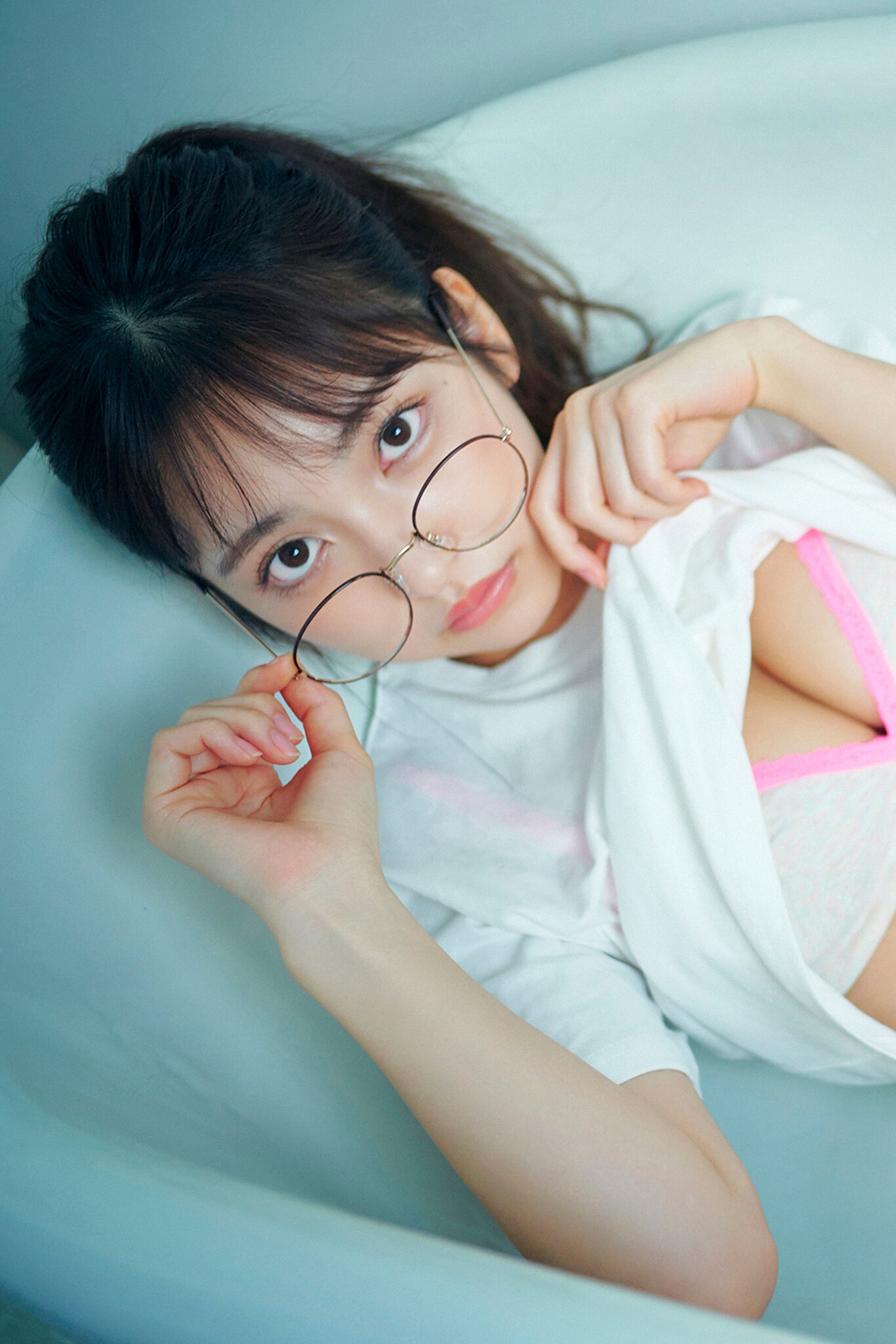 Toumi 十味, 写真集 「Off Mode スピサン グラビアフォトブック」 Set.01