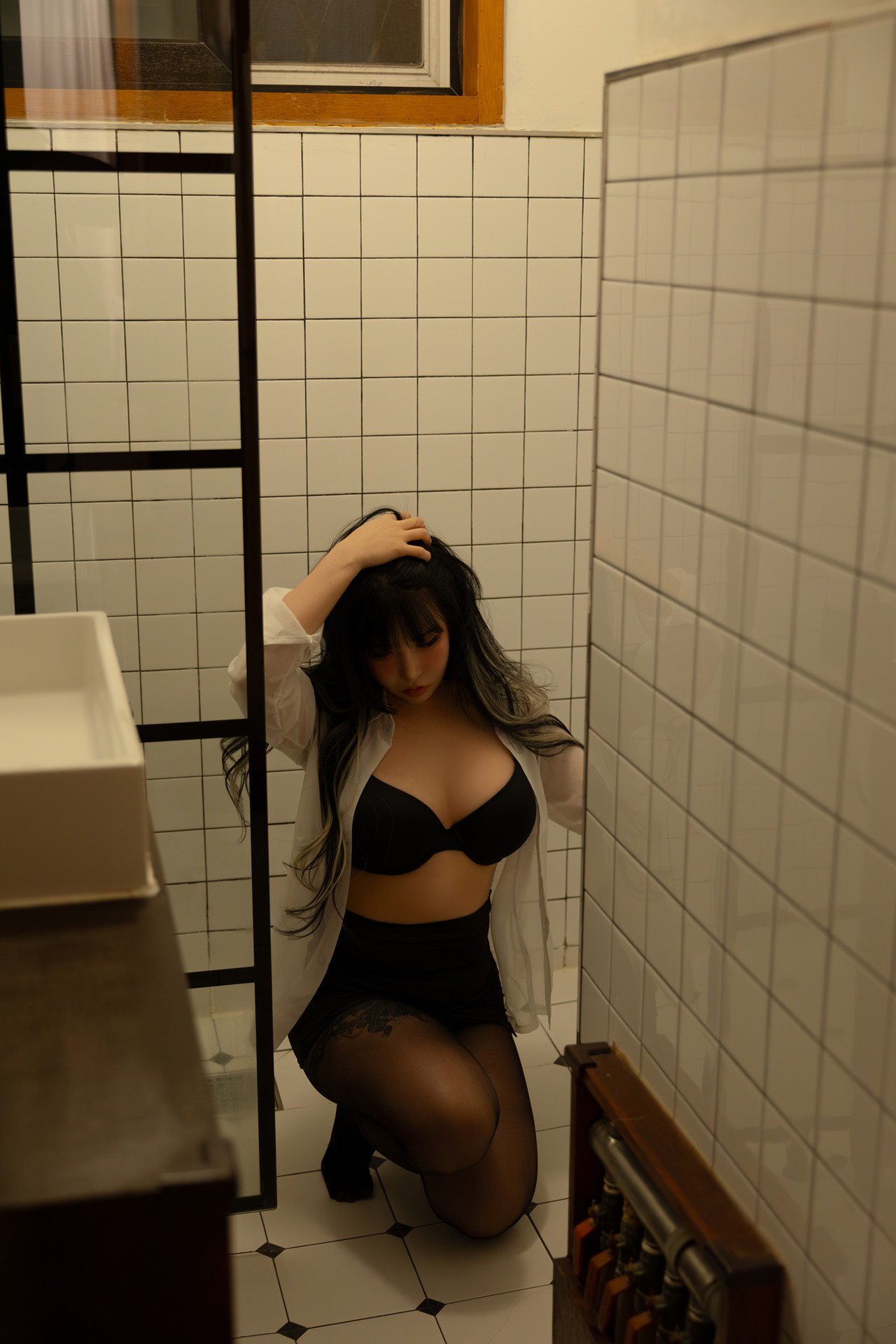Lee Yuin 유인, Photobook ‘Girl Next Door’ Set.01(49P)