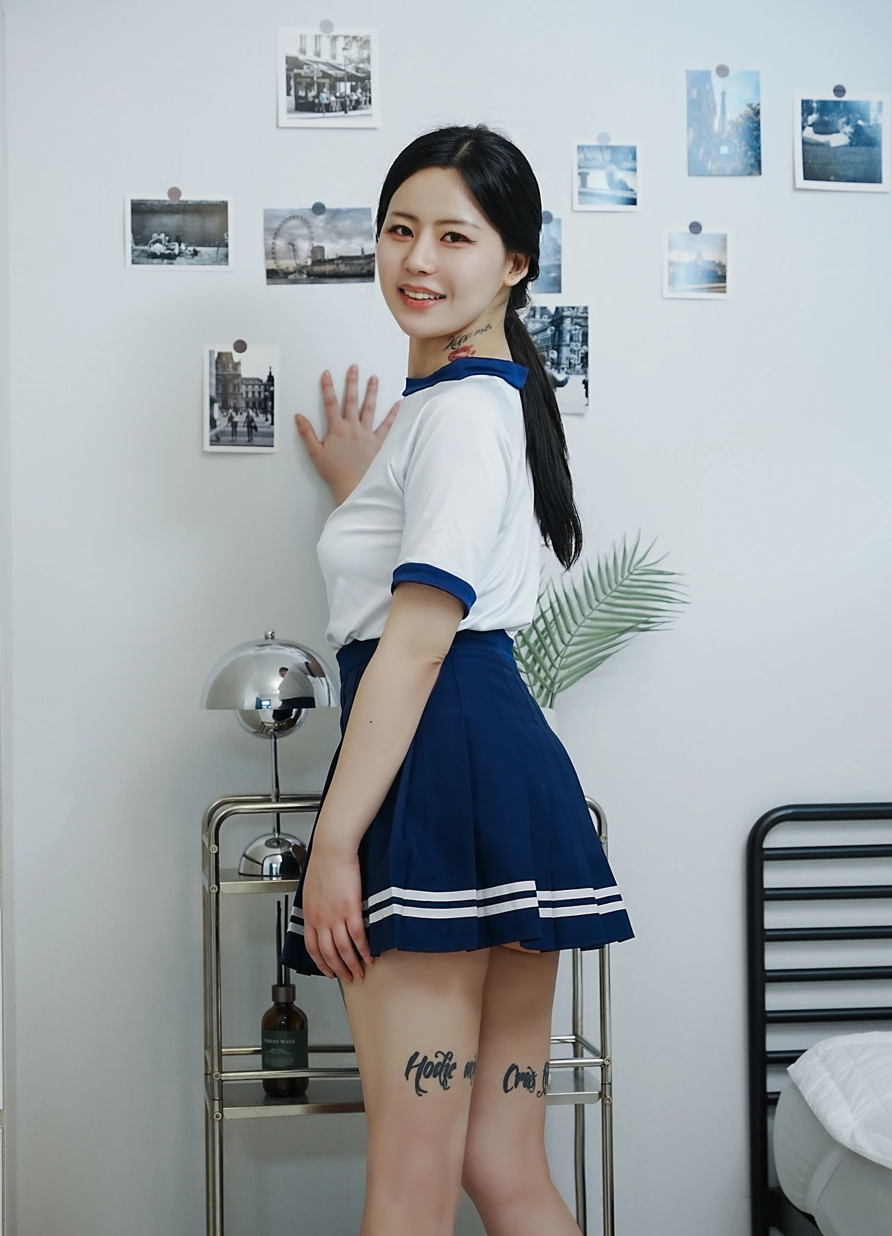 Choi Ri 최리, Photobook Vol.01 「Bloomers」 Set.01