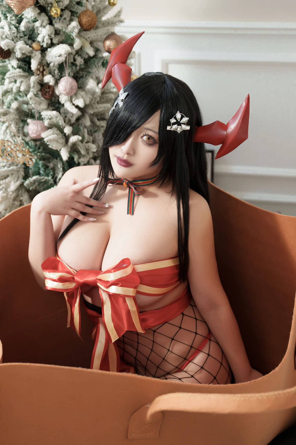 Cosplay 洛璃LoLiSAMA – 情妇节大帝