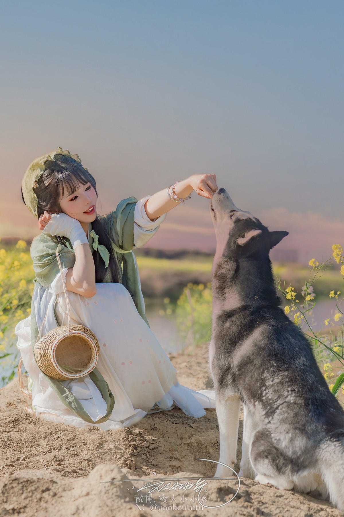 Cosplay 黏黏团子兔 田耕记(70P)