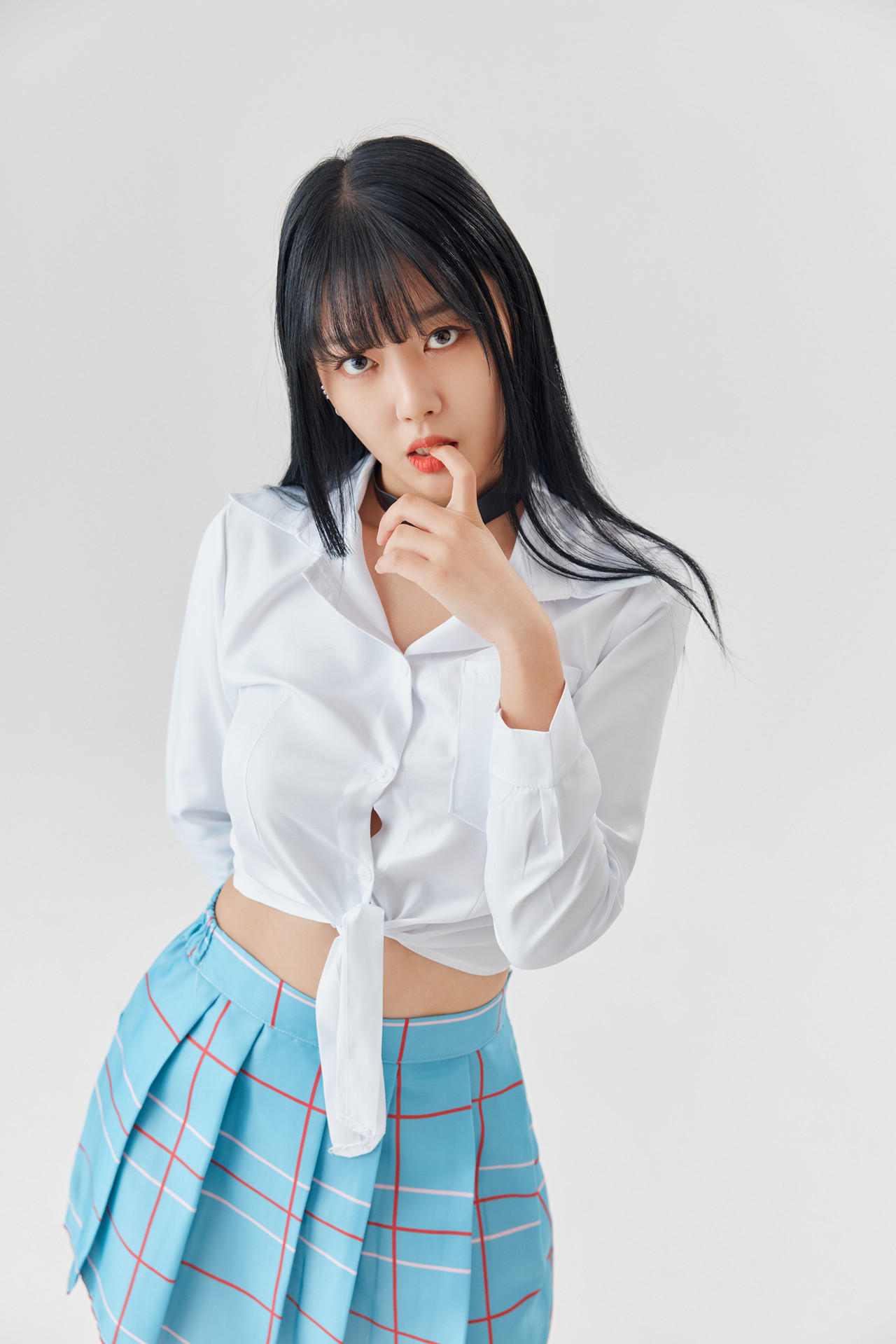 Kiki 키키, PhotoBook ‘Black Hair Marin ♥흑발 마린 키키♥’ Set.01(58P)