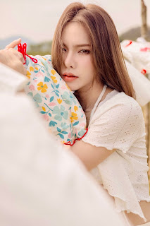 SiS Magazine P2