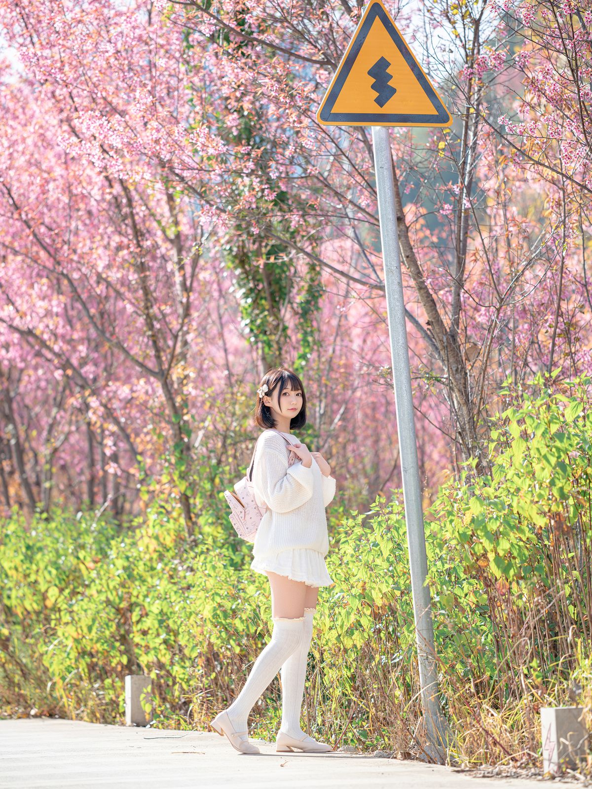 Coser@NAGISA魔物喵 – 2025年02月打包合集 Part7 (45P)