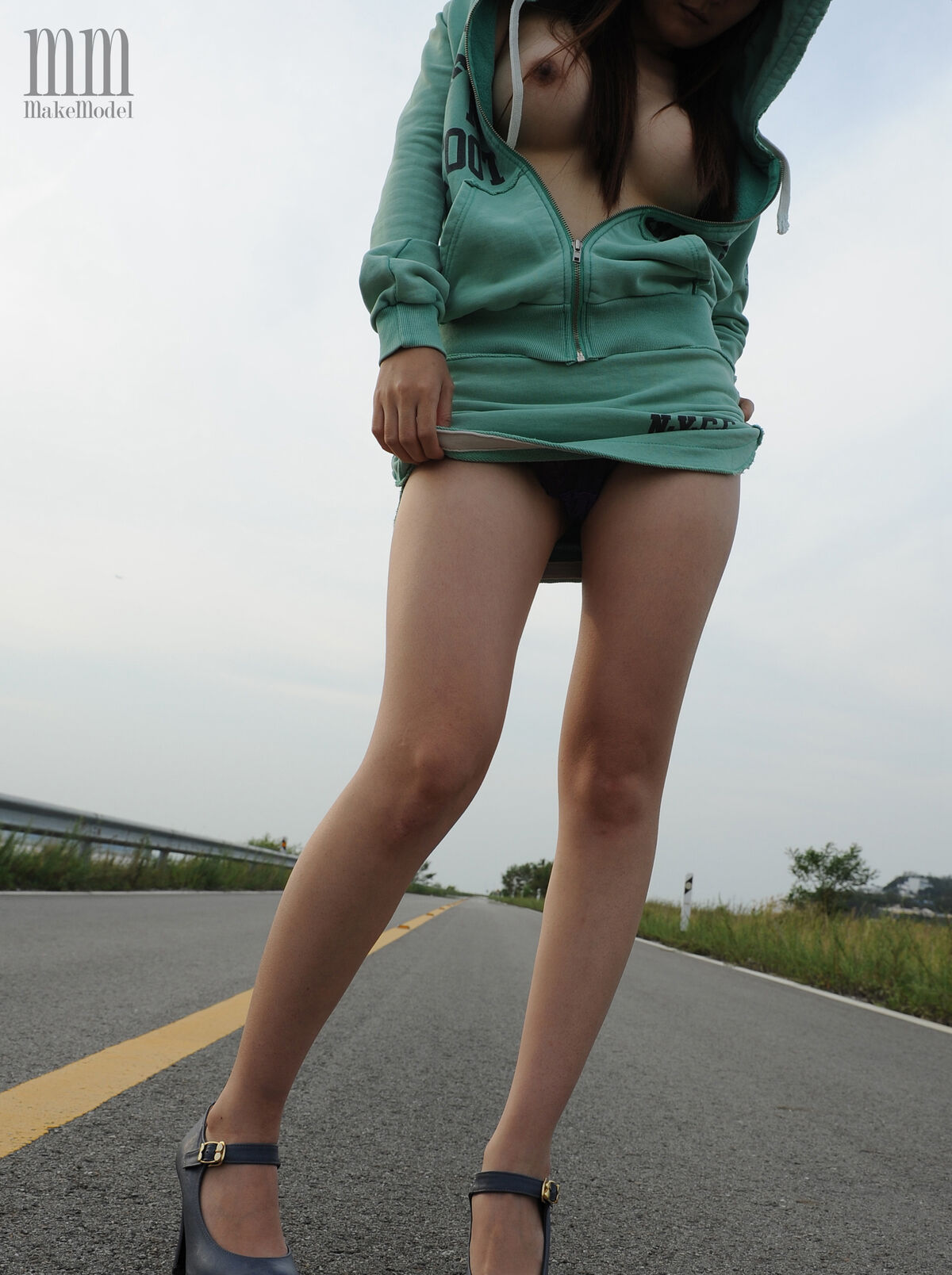 MakeModel Gahee 가희 – 2015.05.08 레이싱 걸 처럼 (38P)