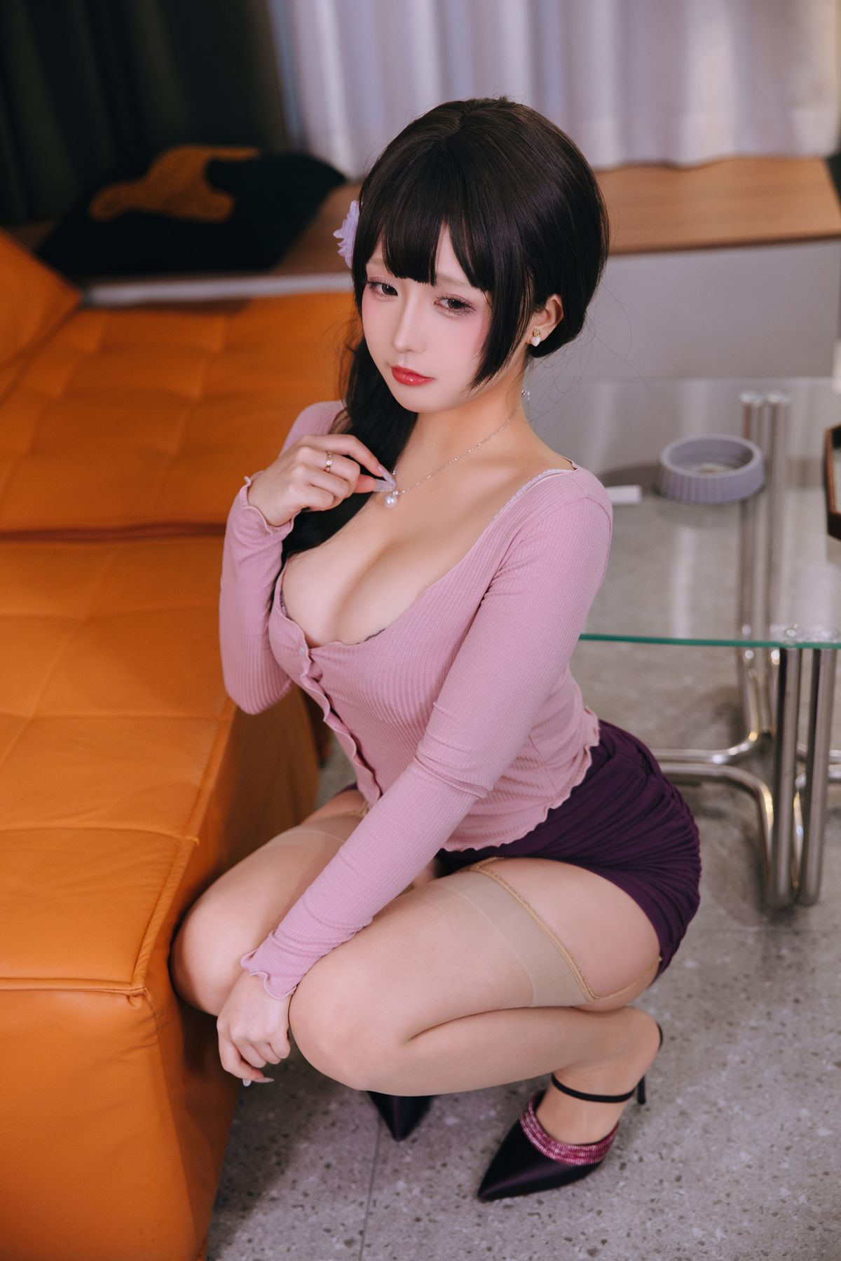 Coser@日奈娇 – 小妈 Part1 (60P – 6V)