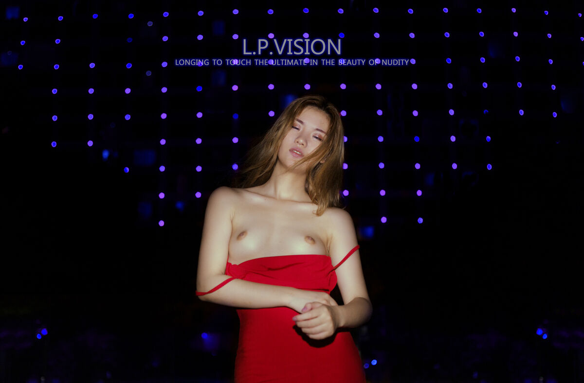 L.P.VISION Photography – 就是阿朱 Part01 (52P – 5V)