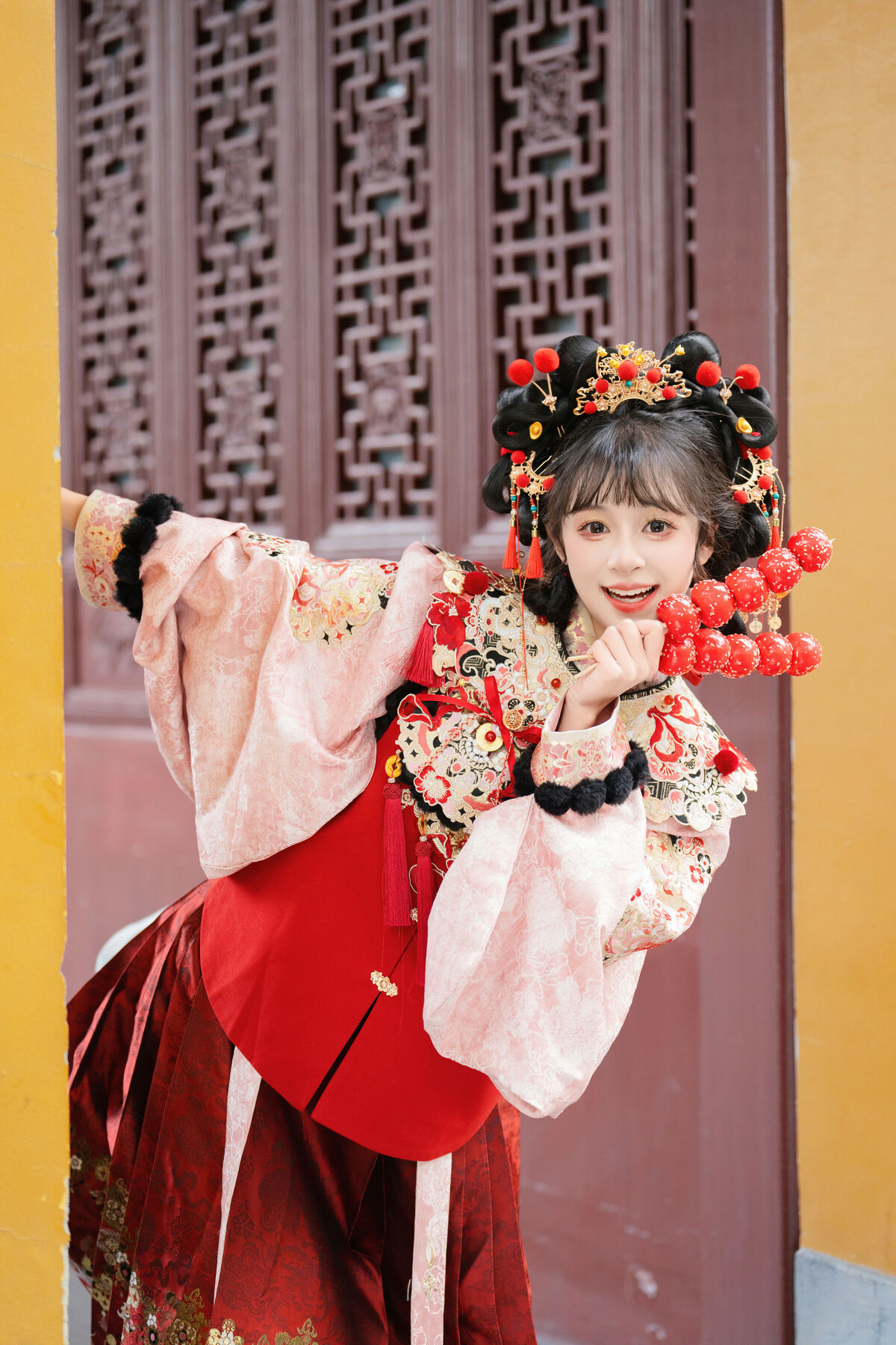 YiTuYu艺图语 Vol.8465 佚名 (25P)