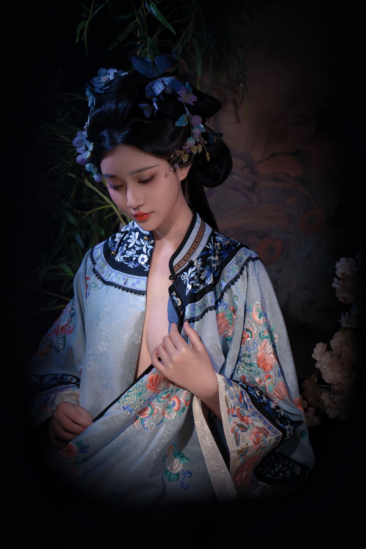 Coser@年年Nnian – 丝兰陵 (72P)