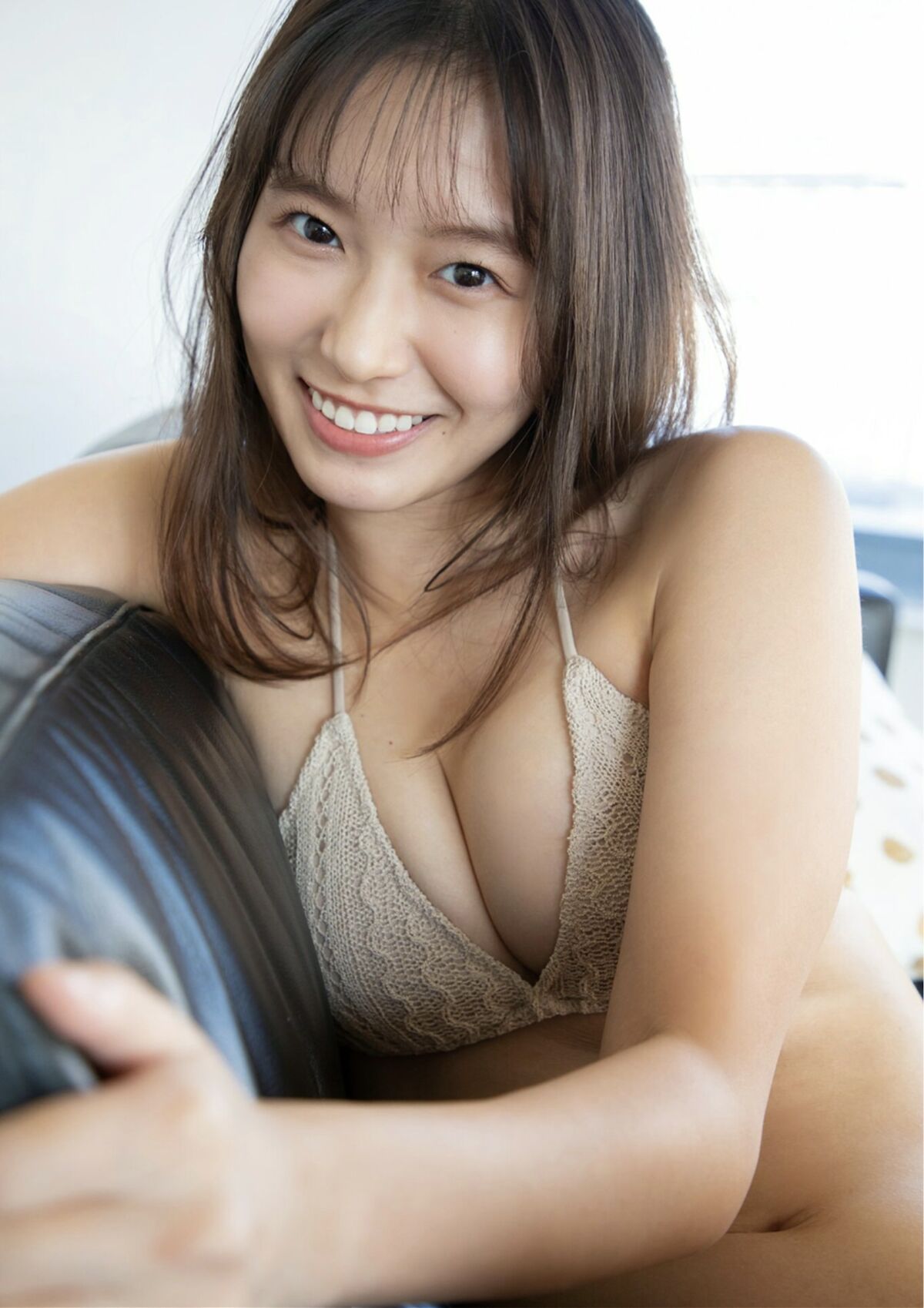 JP Shida Nene 志田音々 – 恋人はサンタクロース (46P)